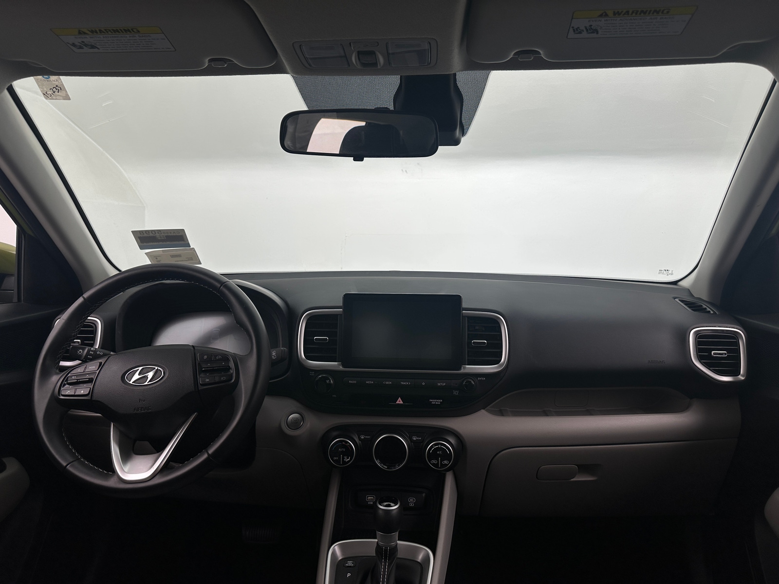 Thumbnail: 2024 Hyundai Venue - 3