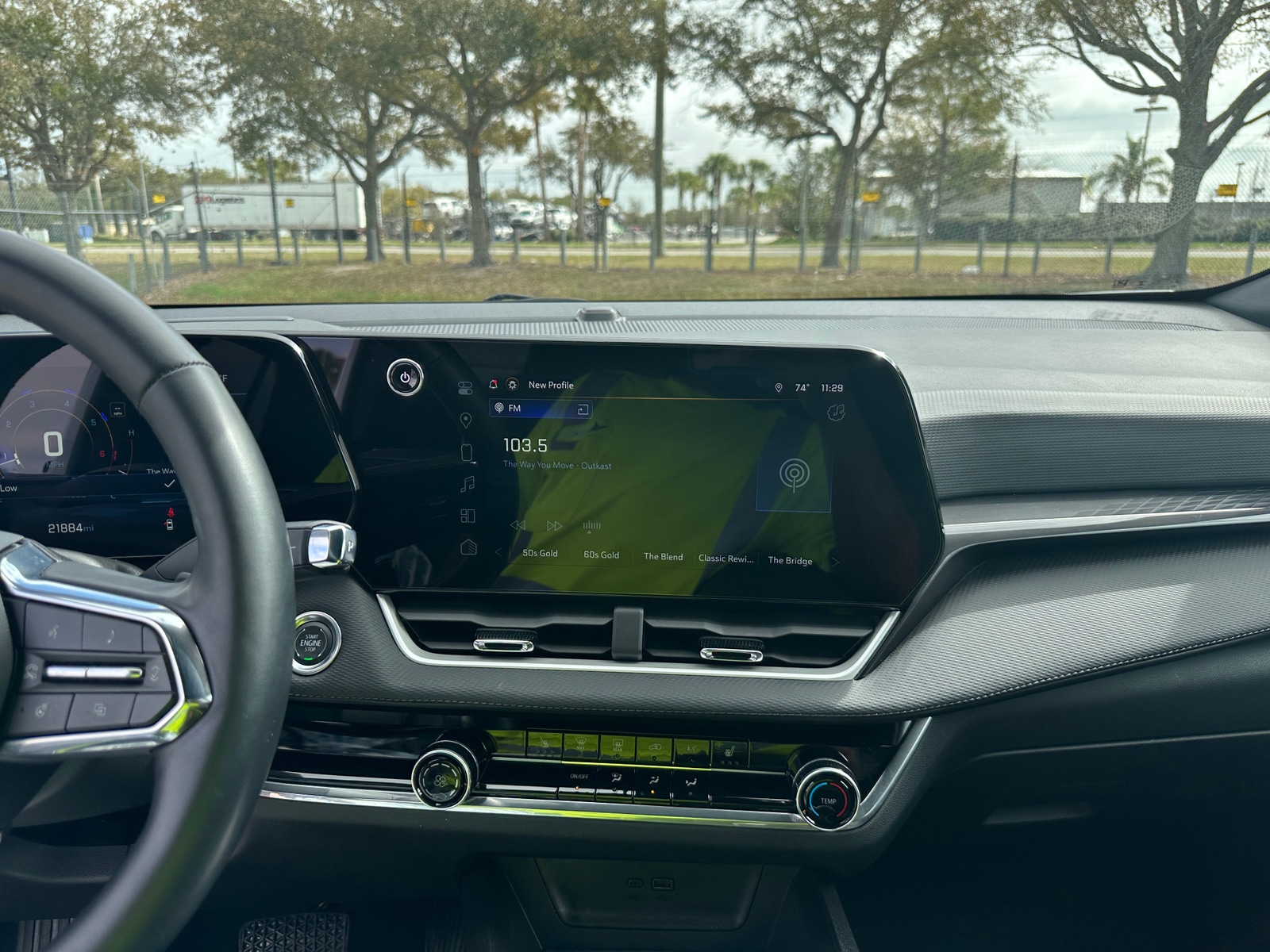 Thumbnail: 2025 Chevrolet Equinox - 4