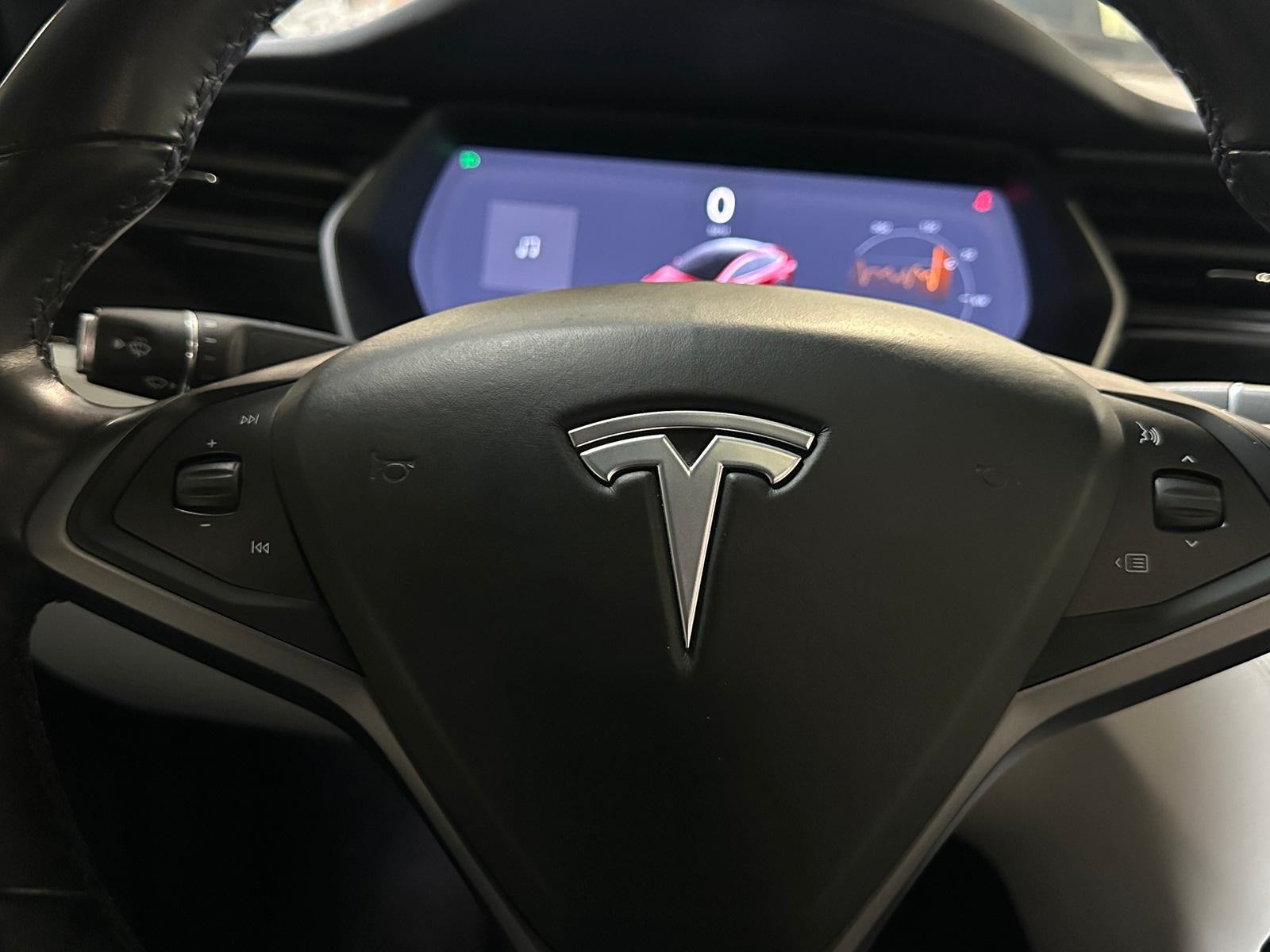 Thumbnail: 2018 Tesla Model X - 4