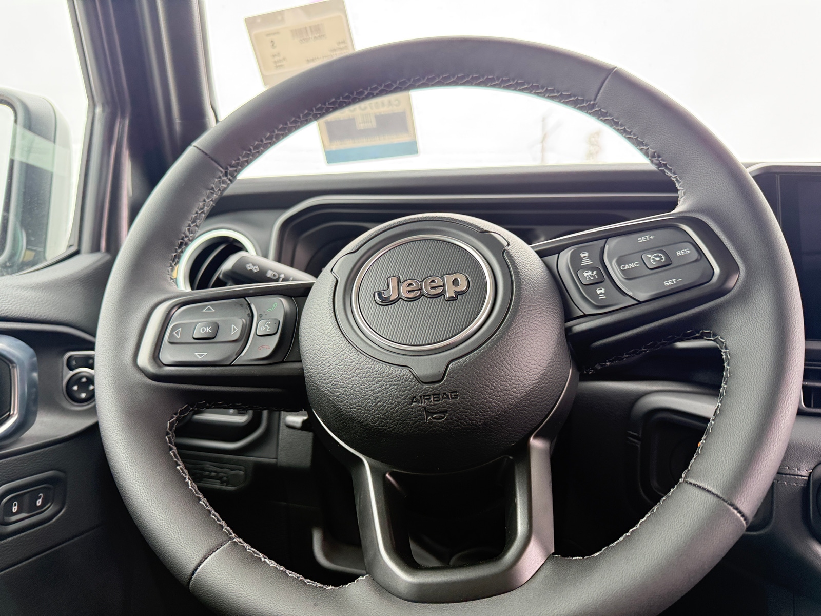 Thumbnail: 2026 Jeep Gladiator - 4