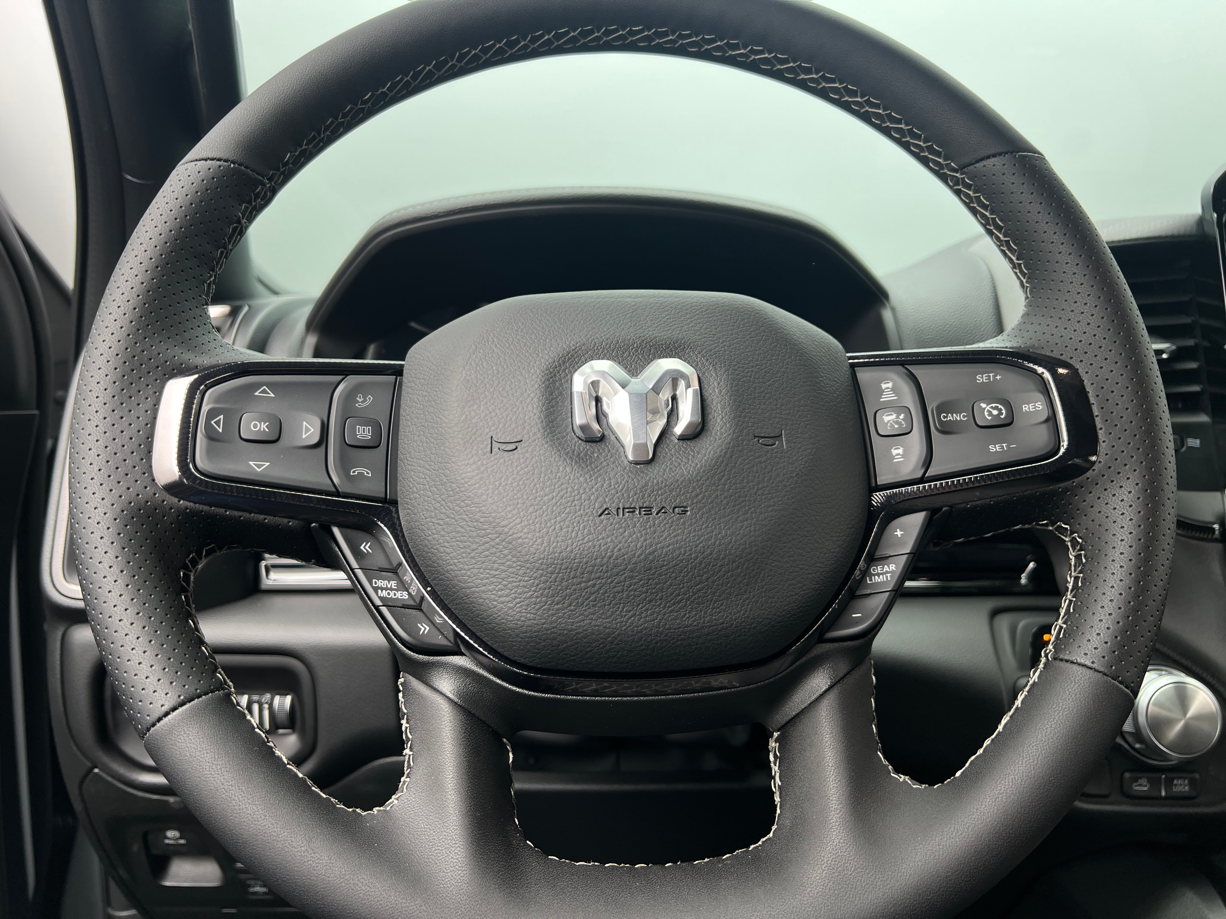 2026 RAM 1500 Rebel - Photo 8