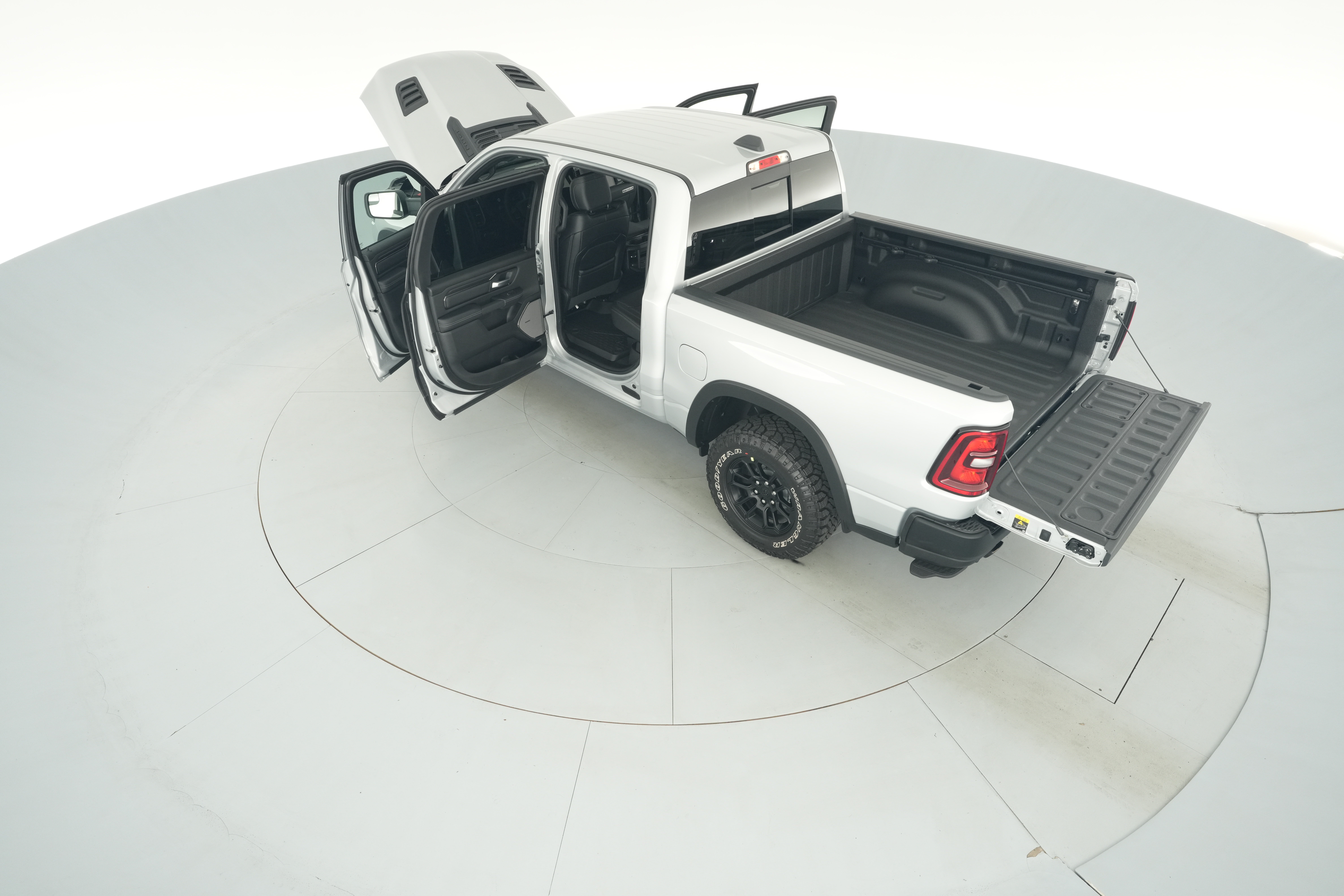 2026 RAM 1500 Rebel - Photo 30