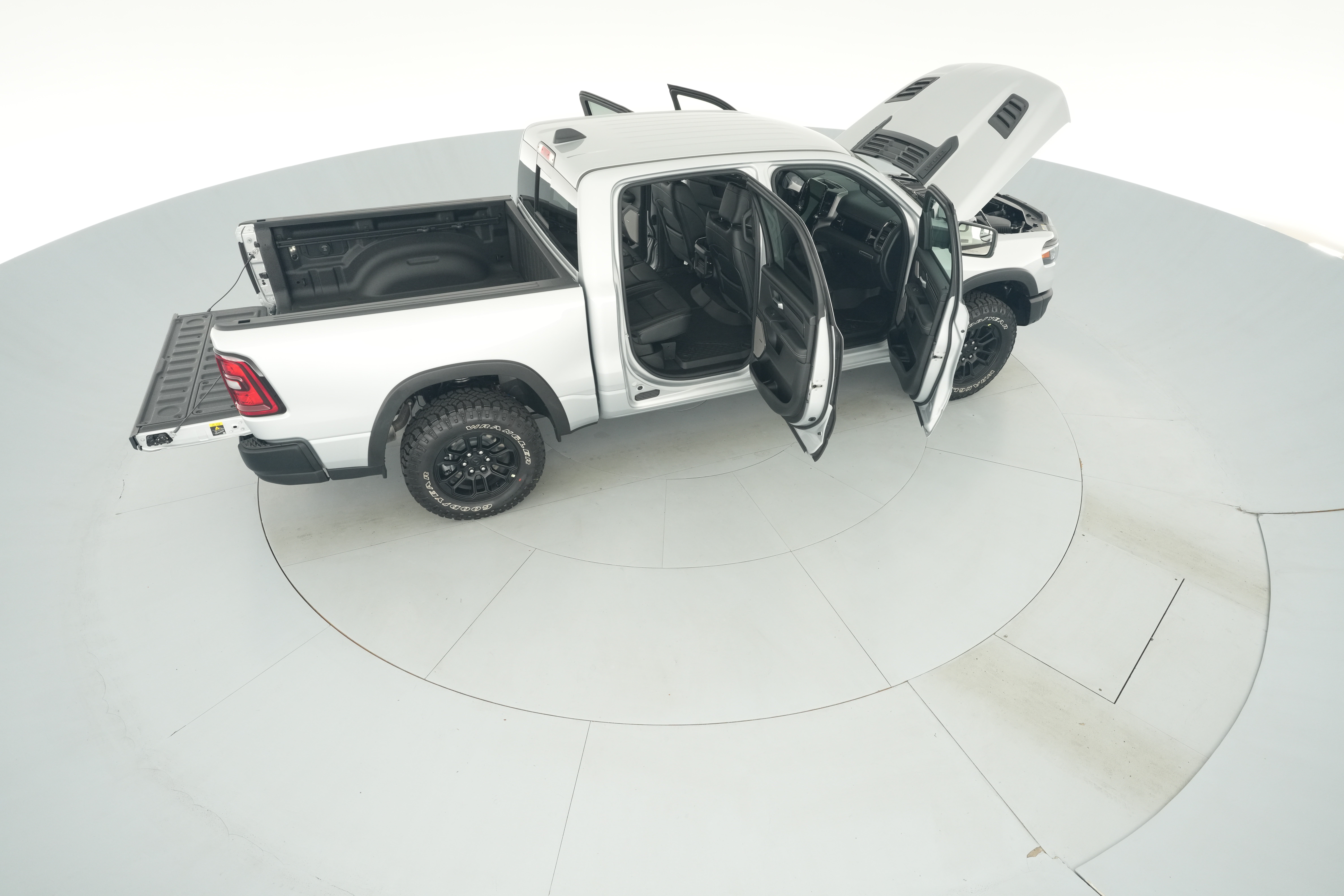 2026 RAM 1500 Rebel - Photo 35