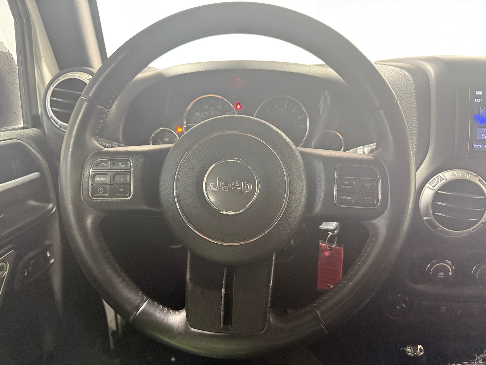 Thumbnail: 2016 Jeep Wrangler - 5