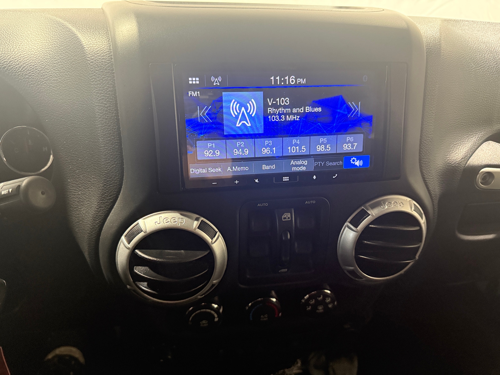 Thumbnail: 2016 Jeep Wrangler - 4