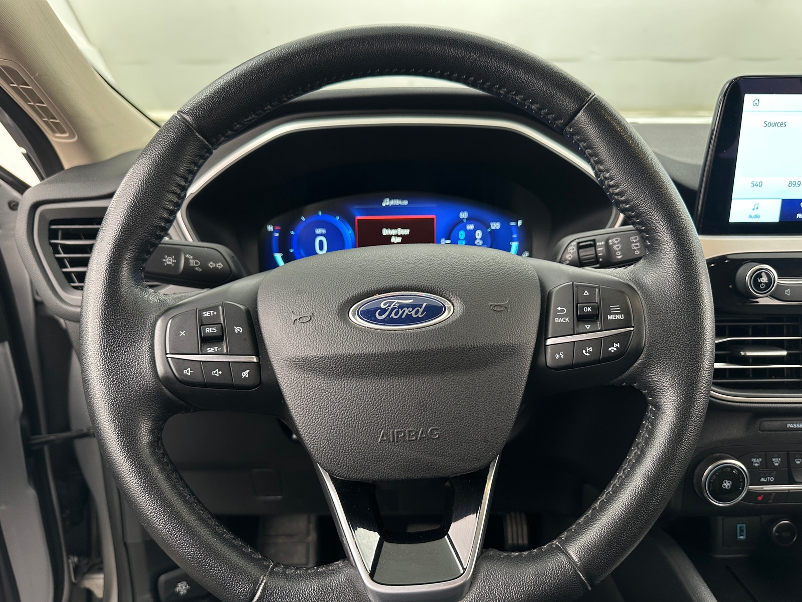 Thumbnail: 2020 Ford Escape - 5