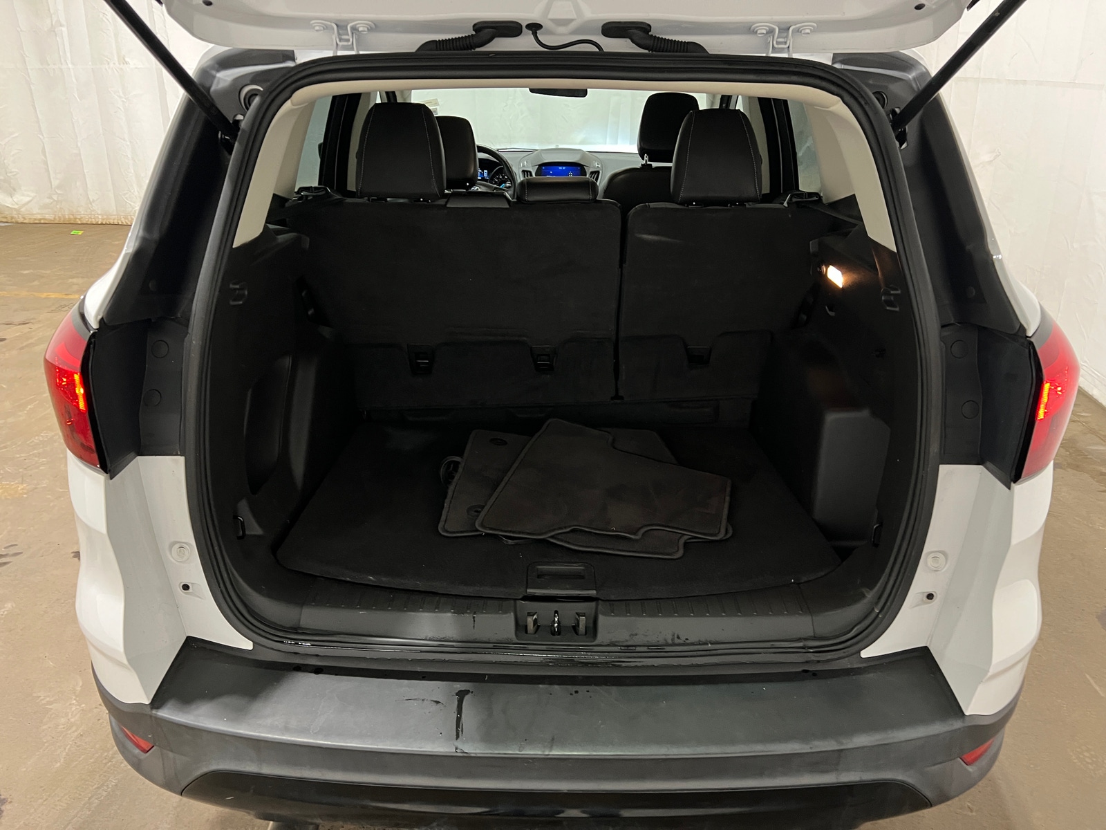 Thumbnail: 2019 Ford Escape - 7