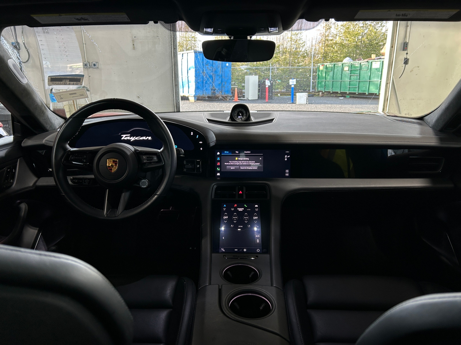 Thumbnail: 2020 Porsche Taycan - 3