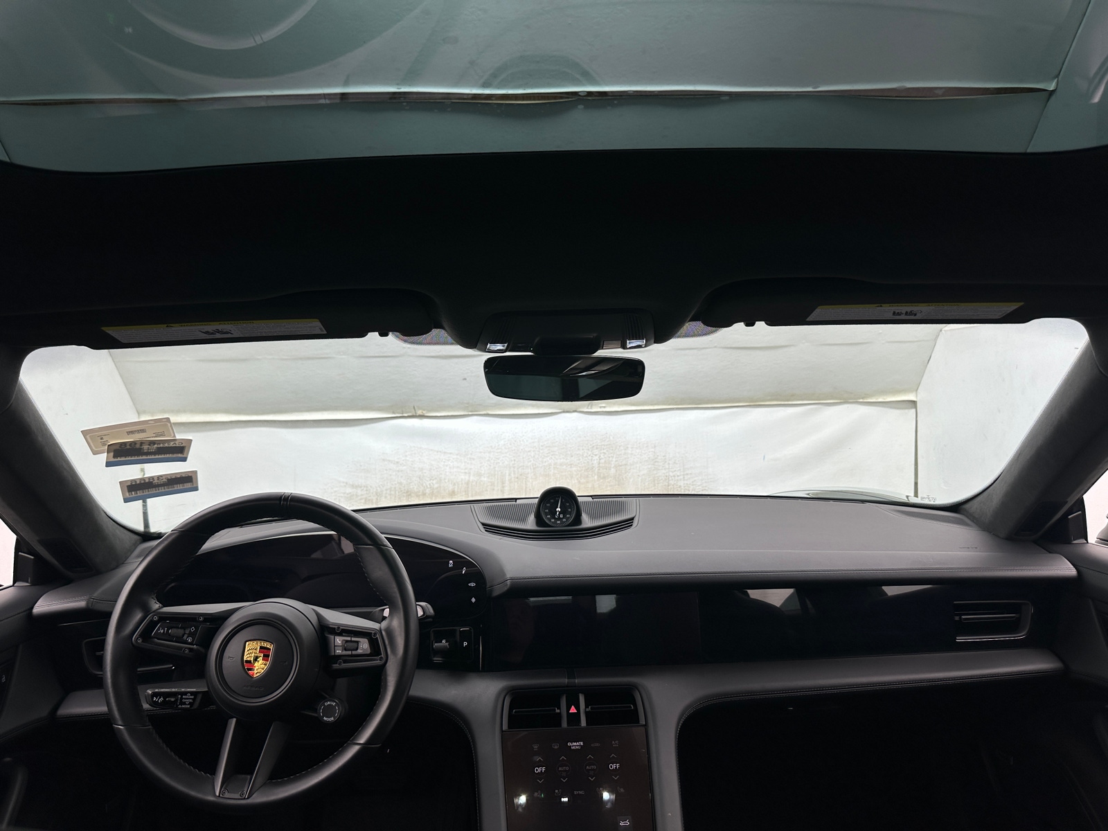 Thumbnail: 2022 Porsche Taycan - 2