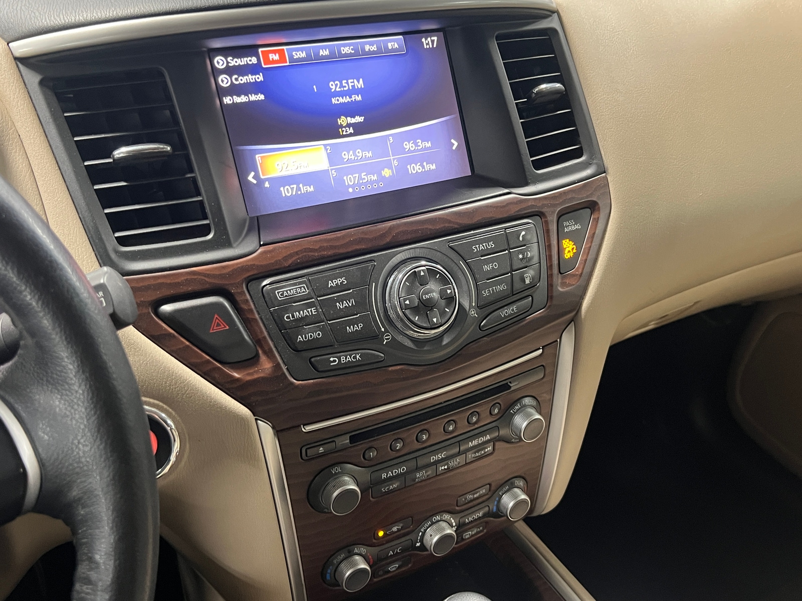 Thumbnail: 2018 Nissan Pathfinder - 3