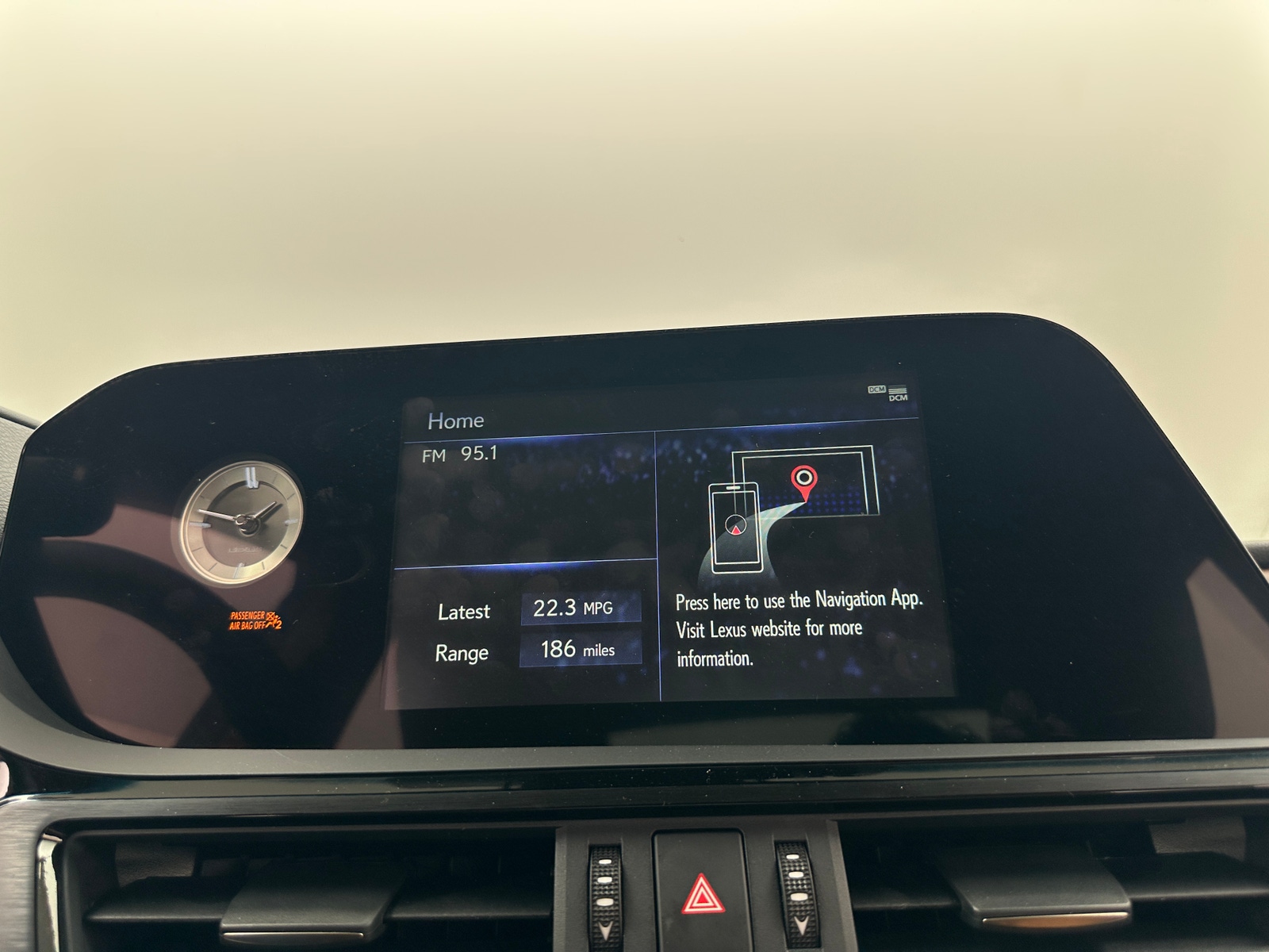 Thumbnail: 2022 Lexus ES - 3