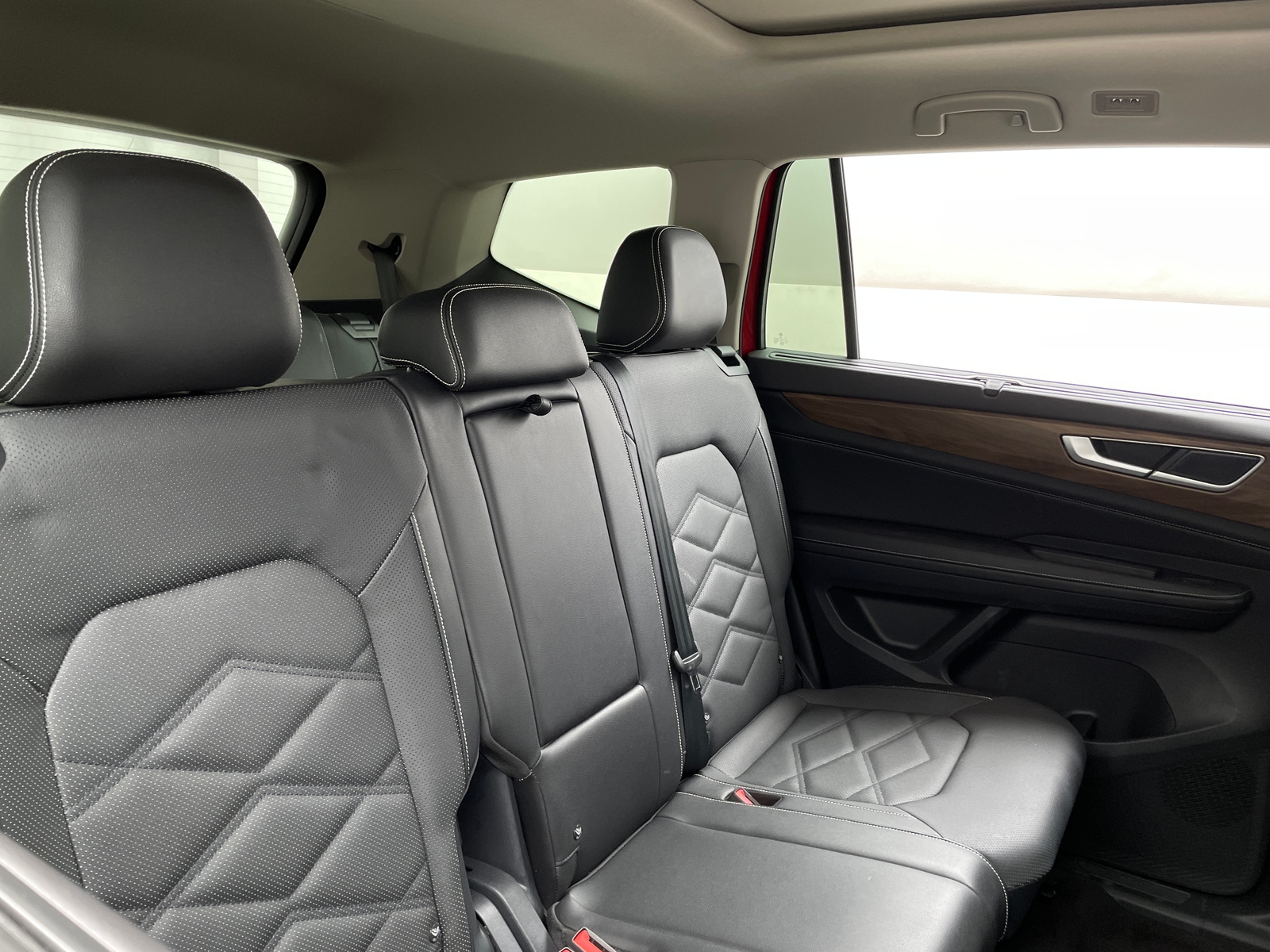 Thumbnail: 2024 Volkswagen Atlas - 5