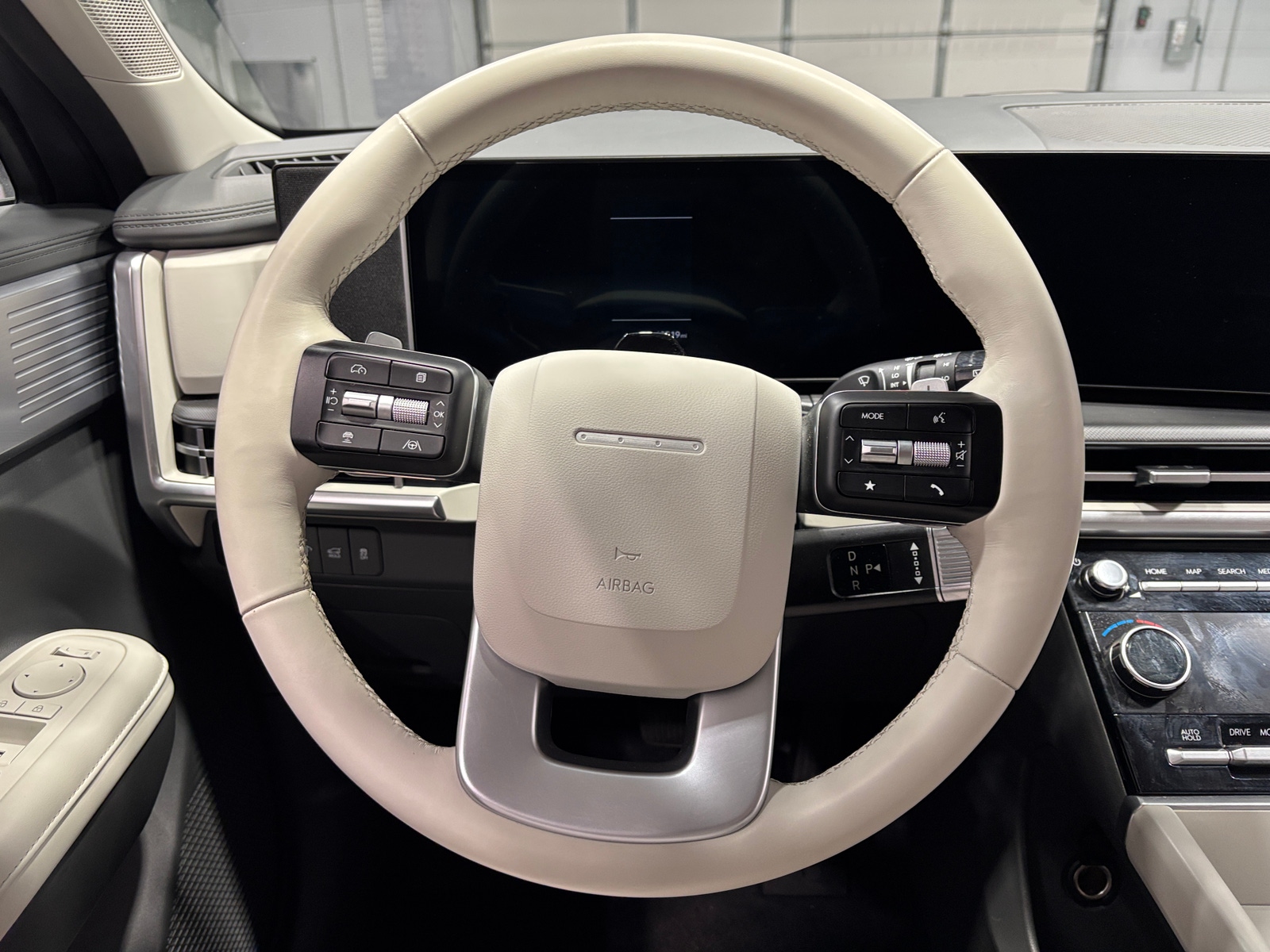 Thumbnail: 2025 Hyundai Santa Fe - 4