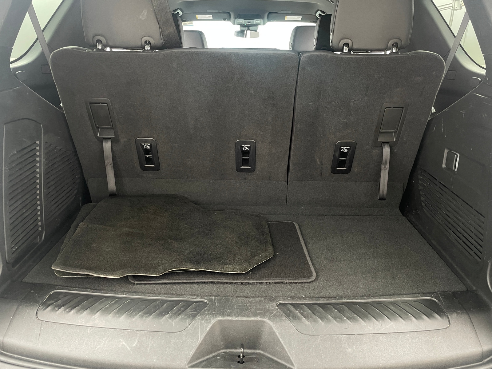 Thumbnail: 2025 Chevrolet Tahoe - 6