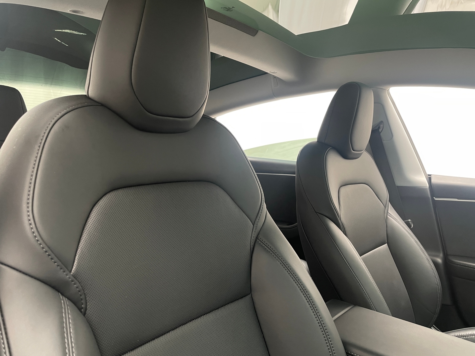 Thumbnail: 2025 Tesla Model 3 - 2