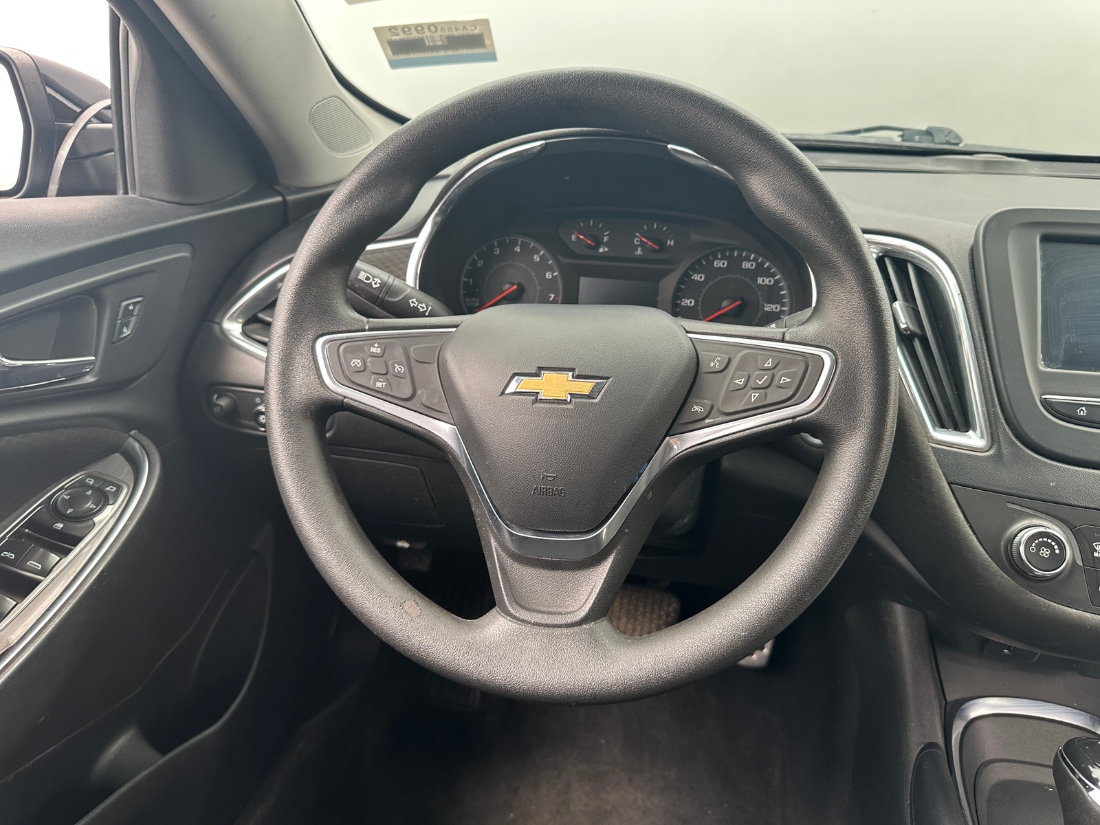 Thumbnail: 2016 Chevrolet Malibu - 5