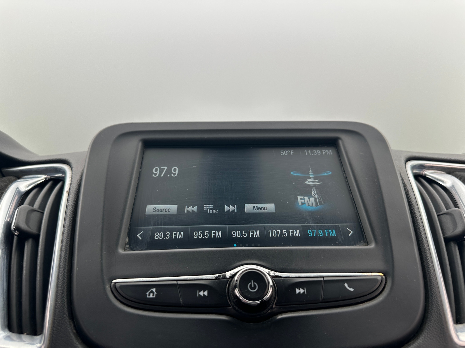 Thumbnail: 2016 Chevrolet Malibu - 4