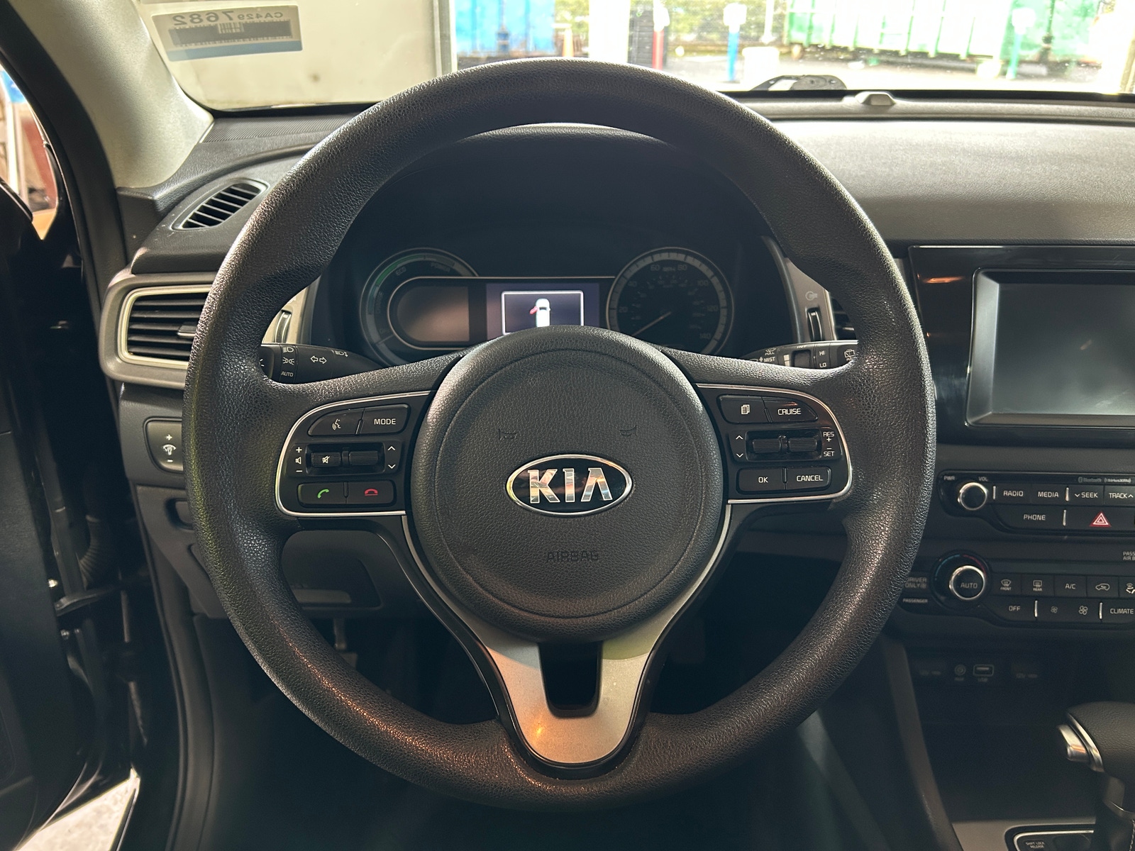 Thumbnail: 2019 Kia Niro - 5