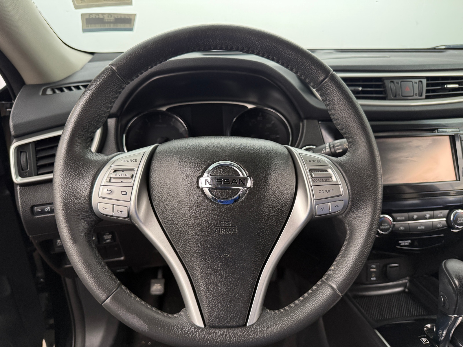 Thumbnail: 2016 Nissan Rogue - 4