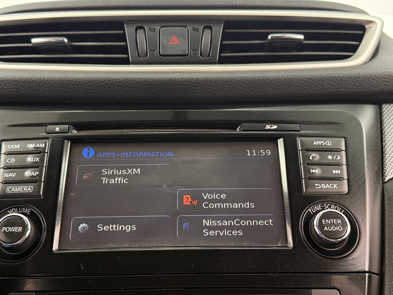 Thumbnail: 2016 Nissan Rogue - 3