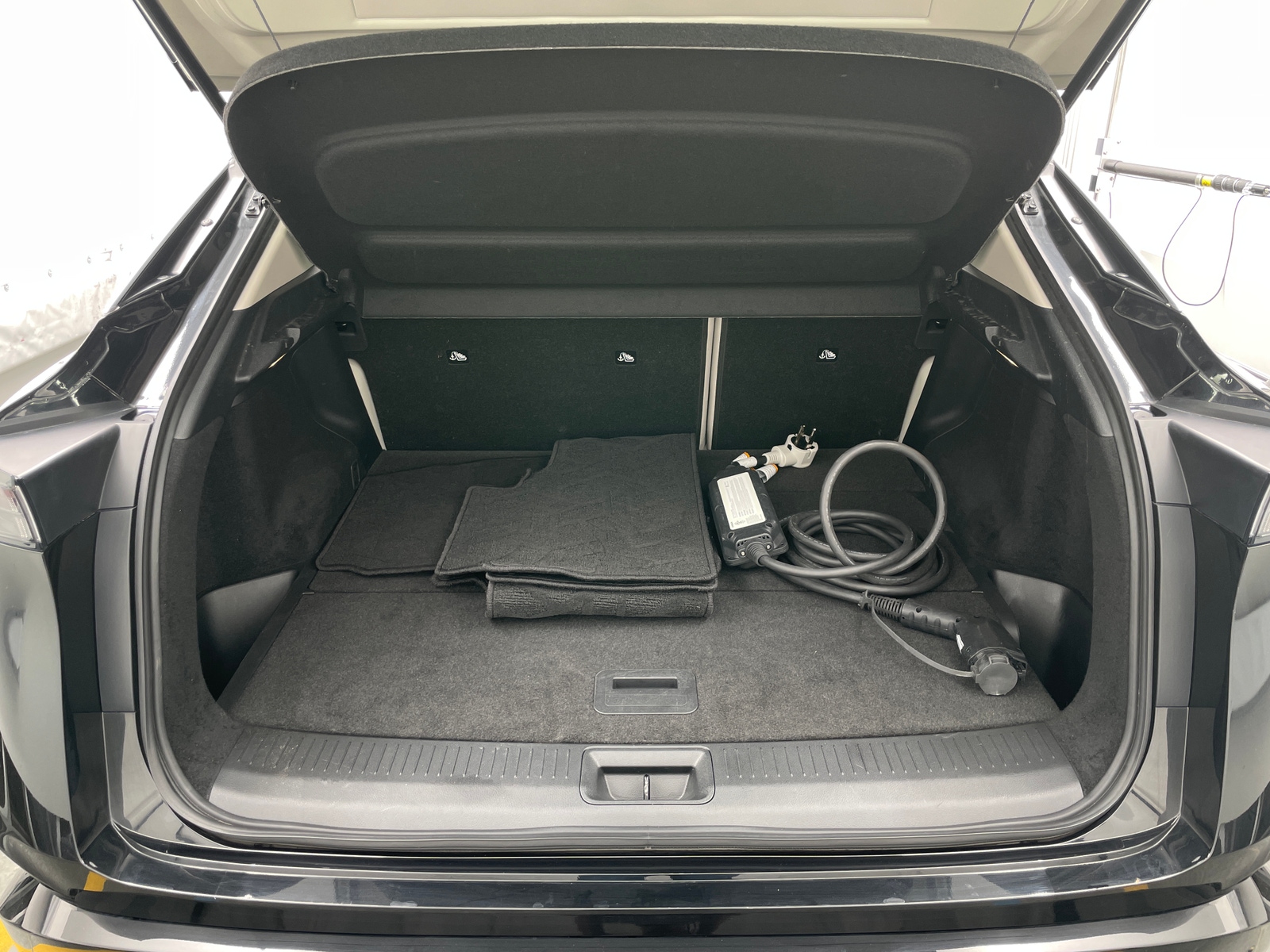 Thumbnail: 2023 Nissan Ariya - 6