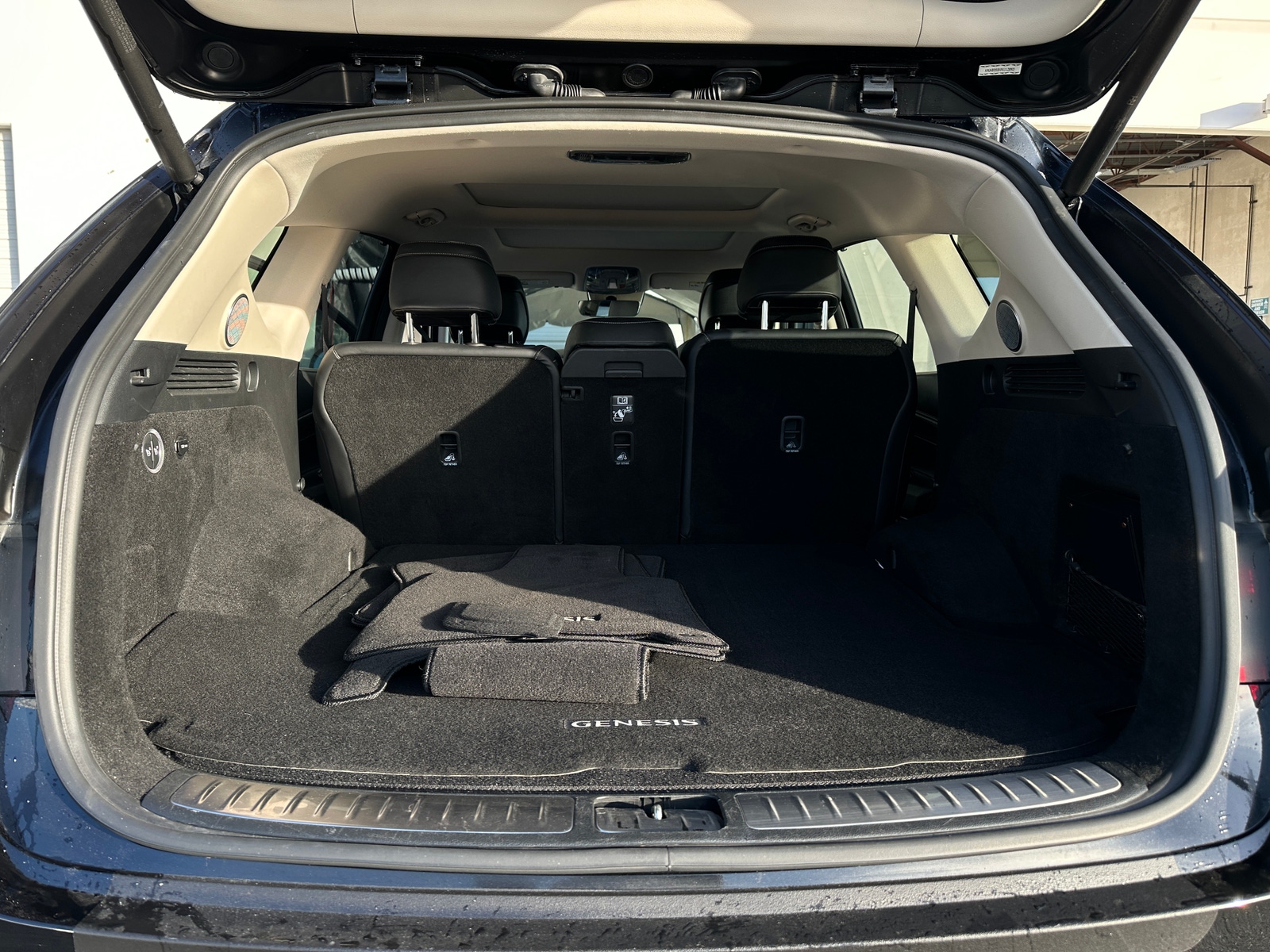 Thumbnail: 2023 Genesis GV80 - 7