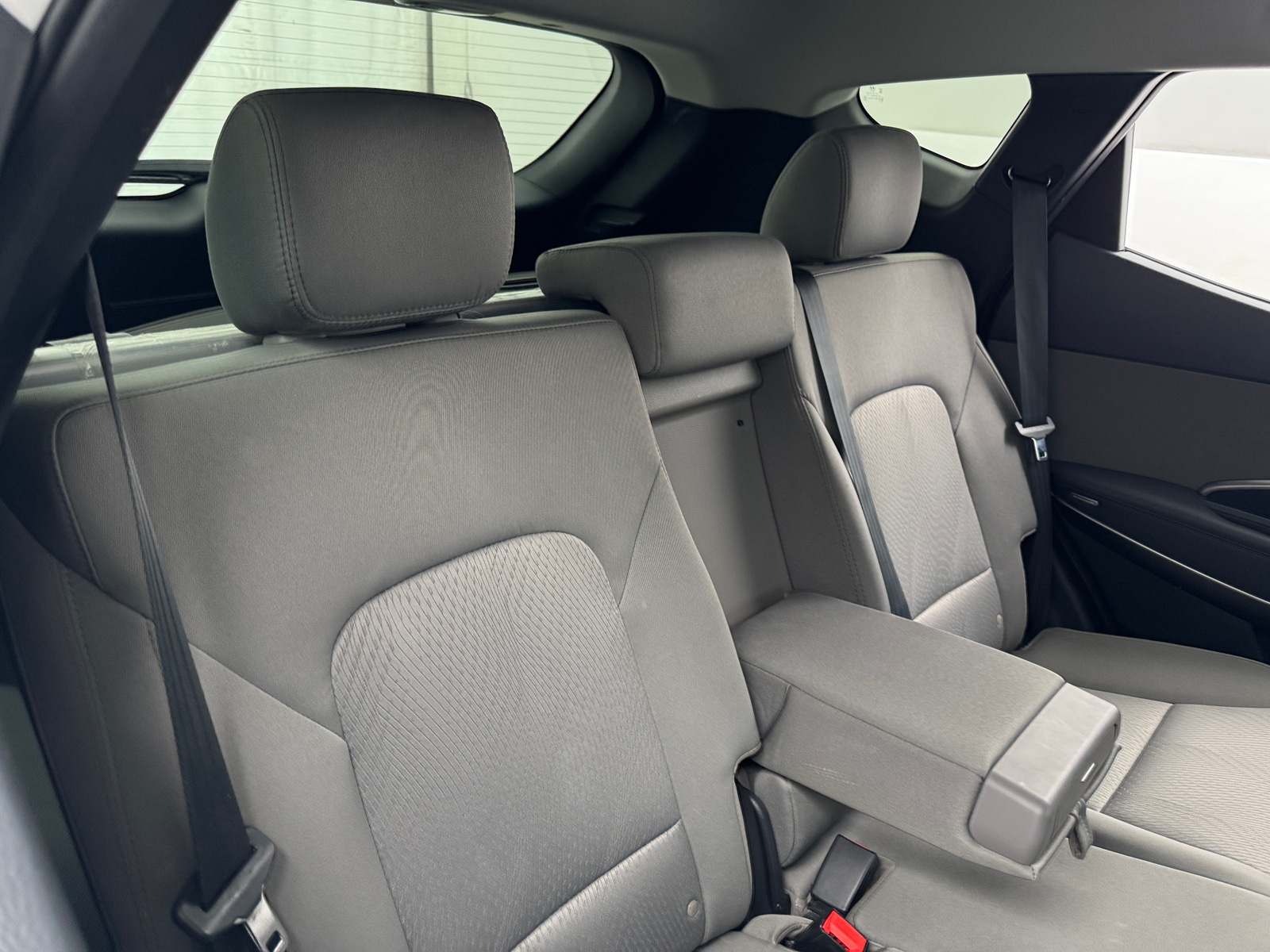 Thumbnail: 2017 Hyundai Santa Fe - 6