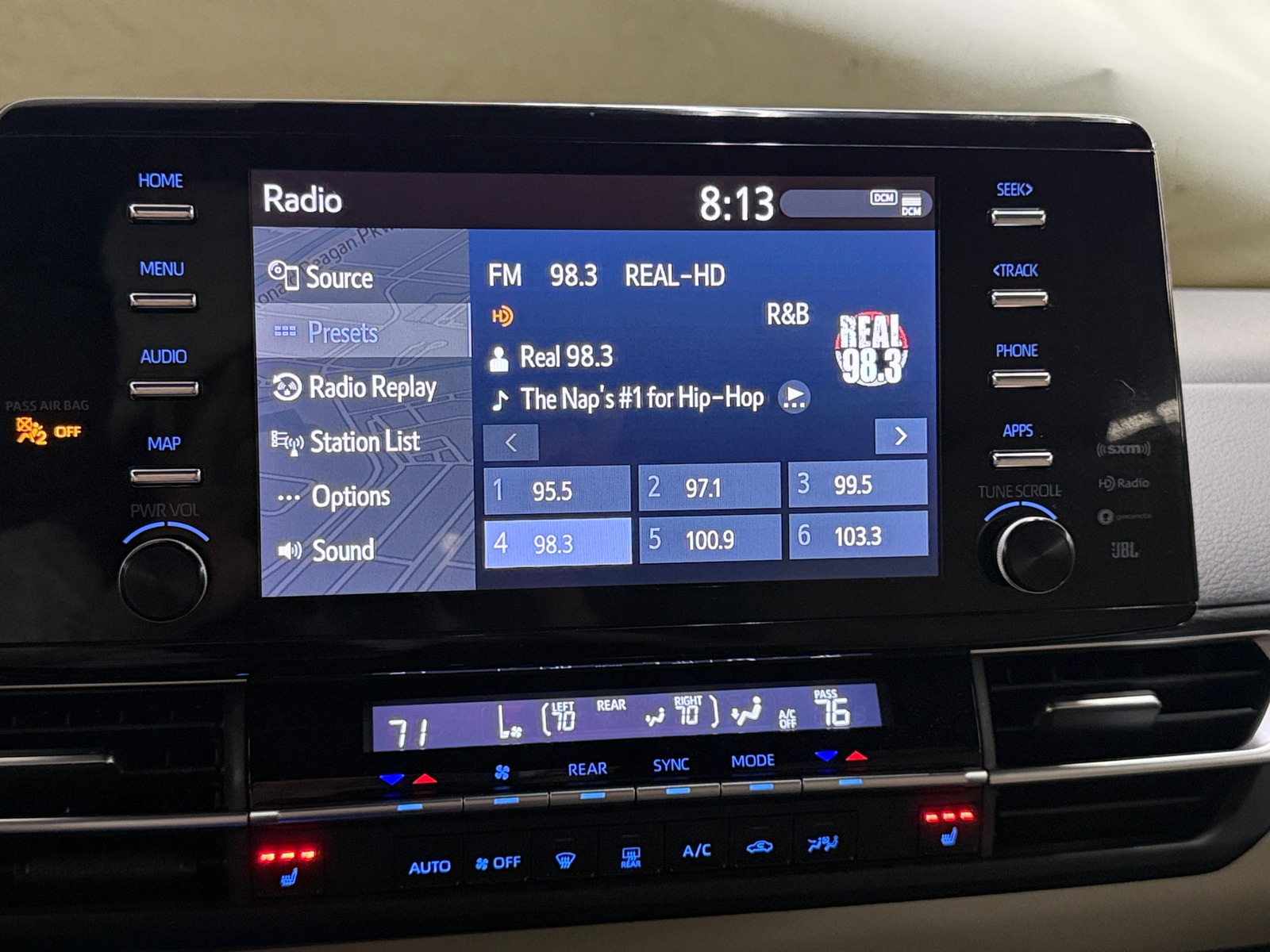 Thumbnail: 2023 Toyota Sienna - 3