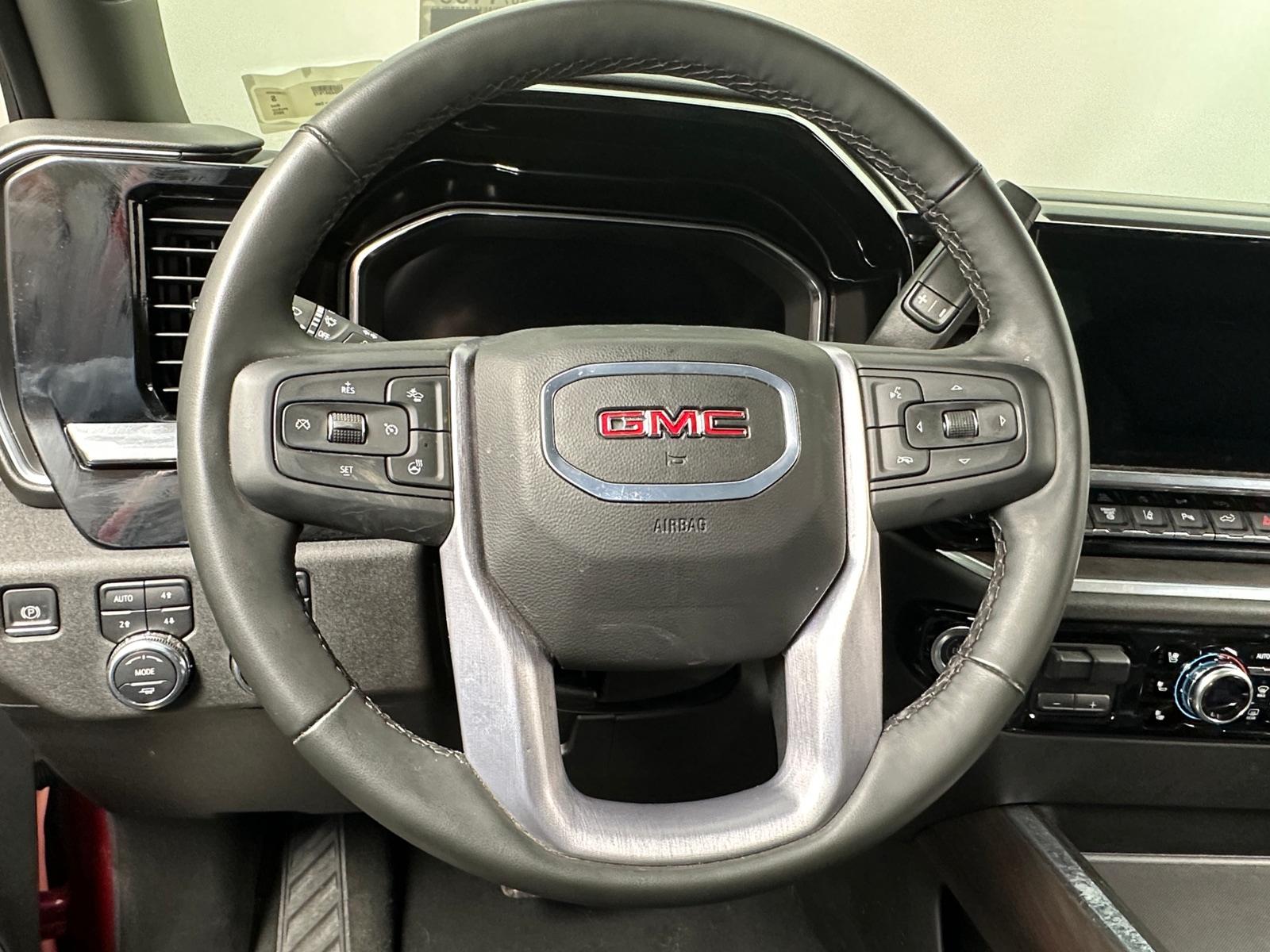 Thumbnail: 2025 GMC Sierra 2500 - 4