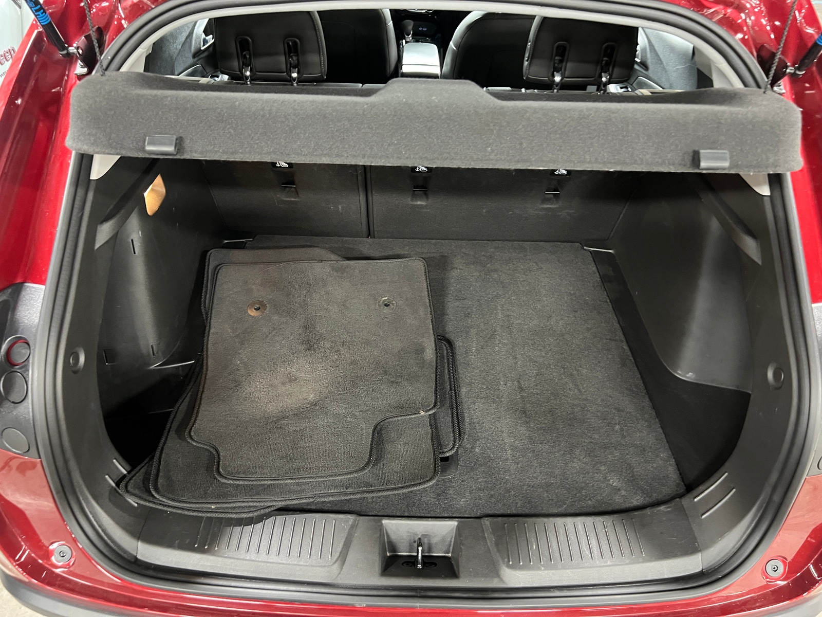 Thumbnail: 2025 Chevrolet Trax - 7