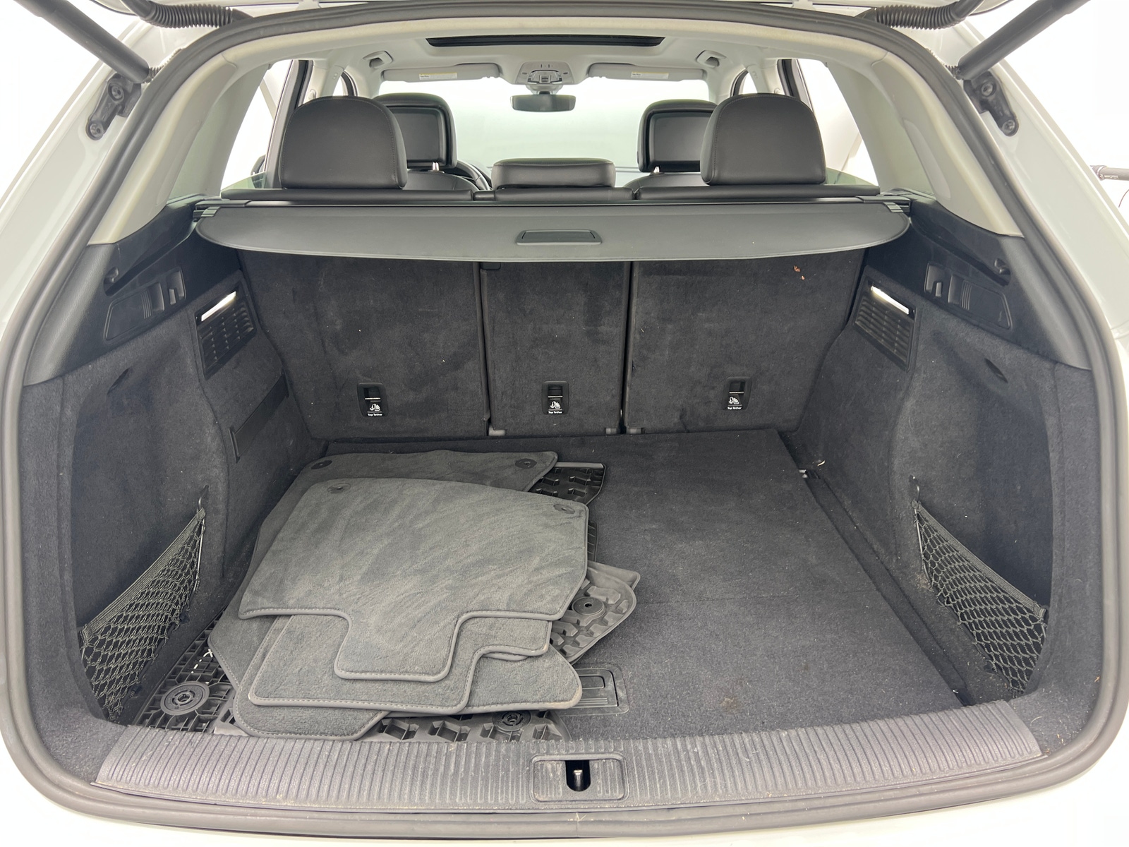 Thumbnail: 2020 Audi Q5 - 6