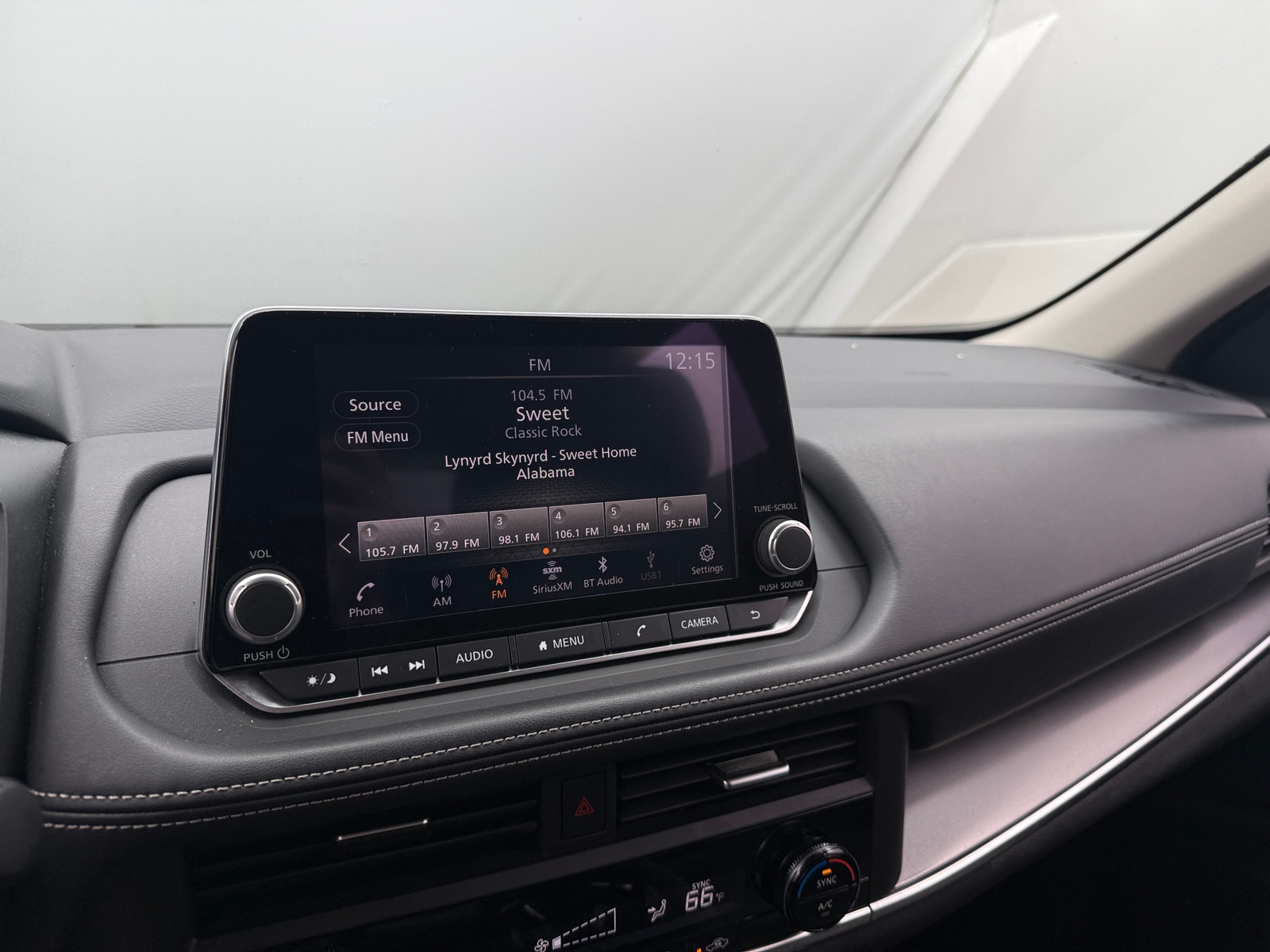 Thumbnail: 2025 Nissan Rogue - 4