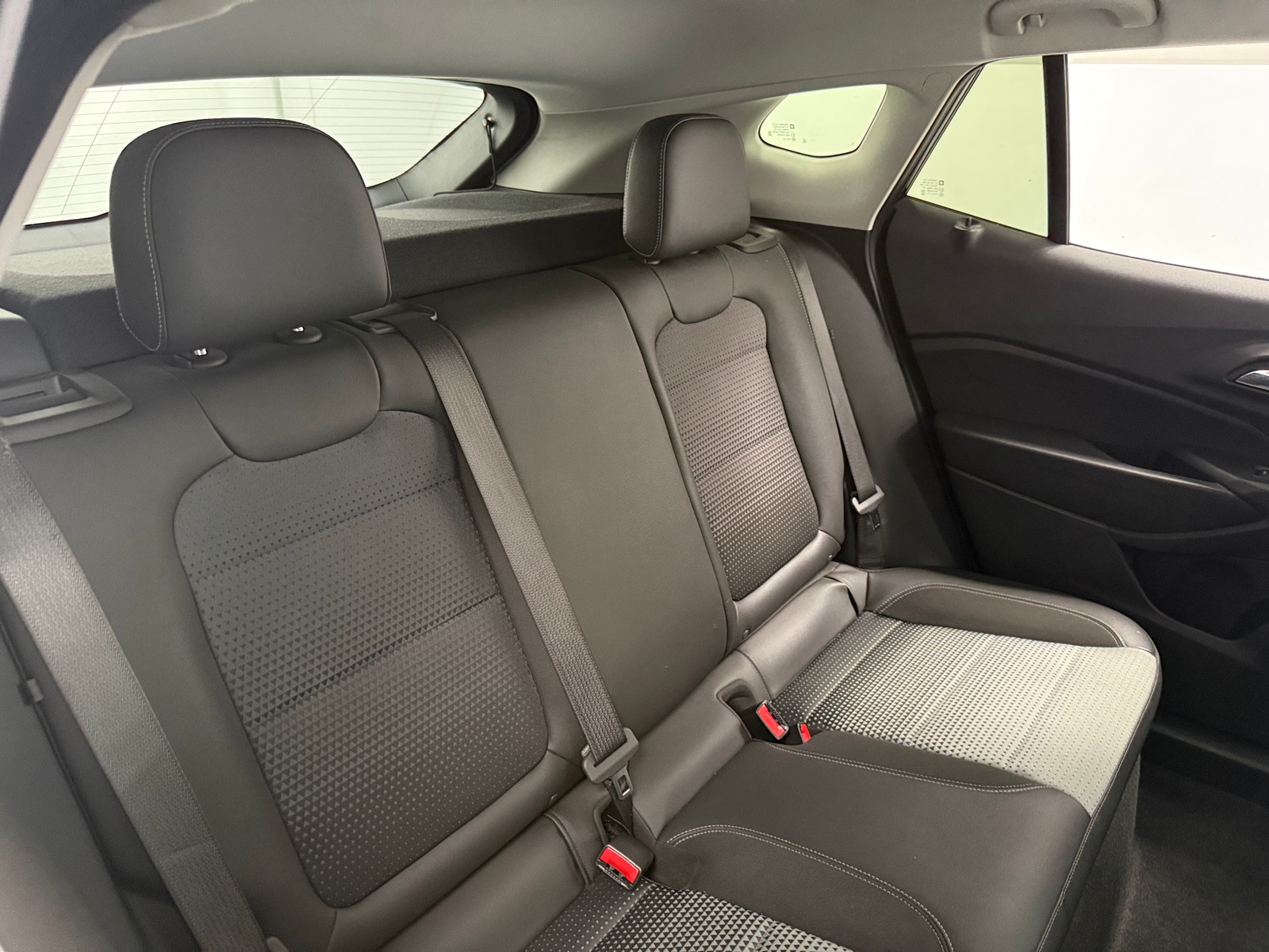 Thumbnail: 2025 Chevrolet Trax - 6