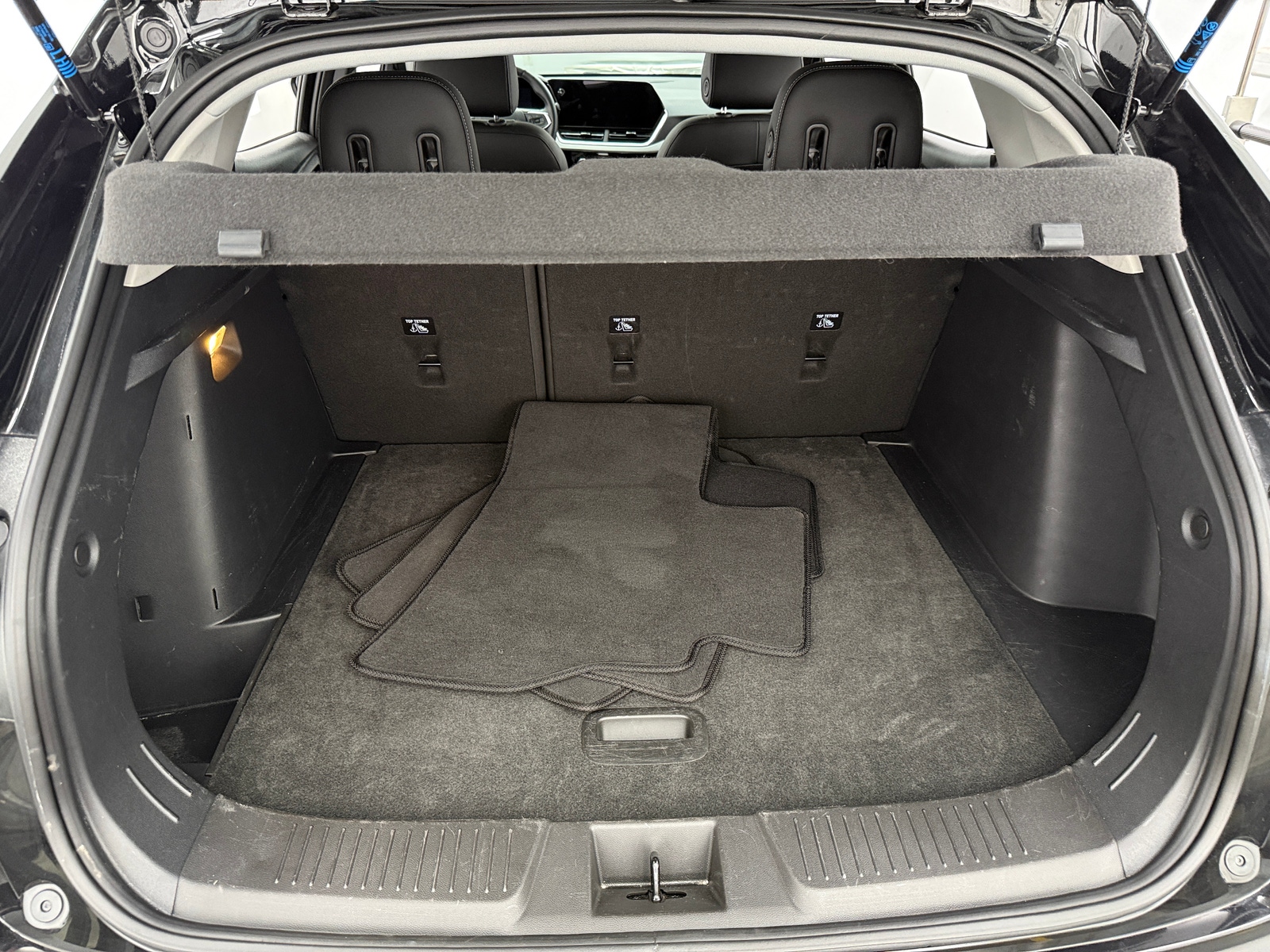 Thumbnail: 2025 Chevrolet Trax - 7