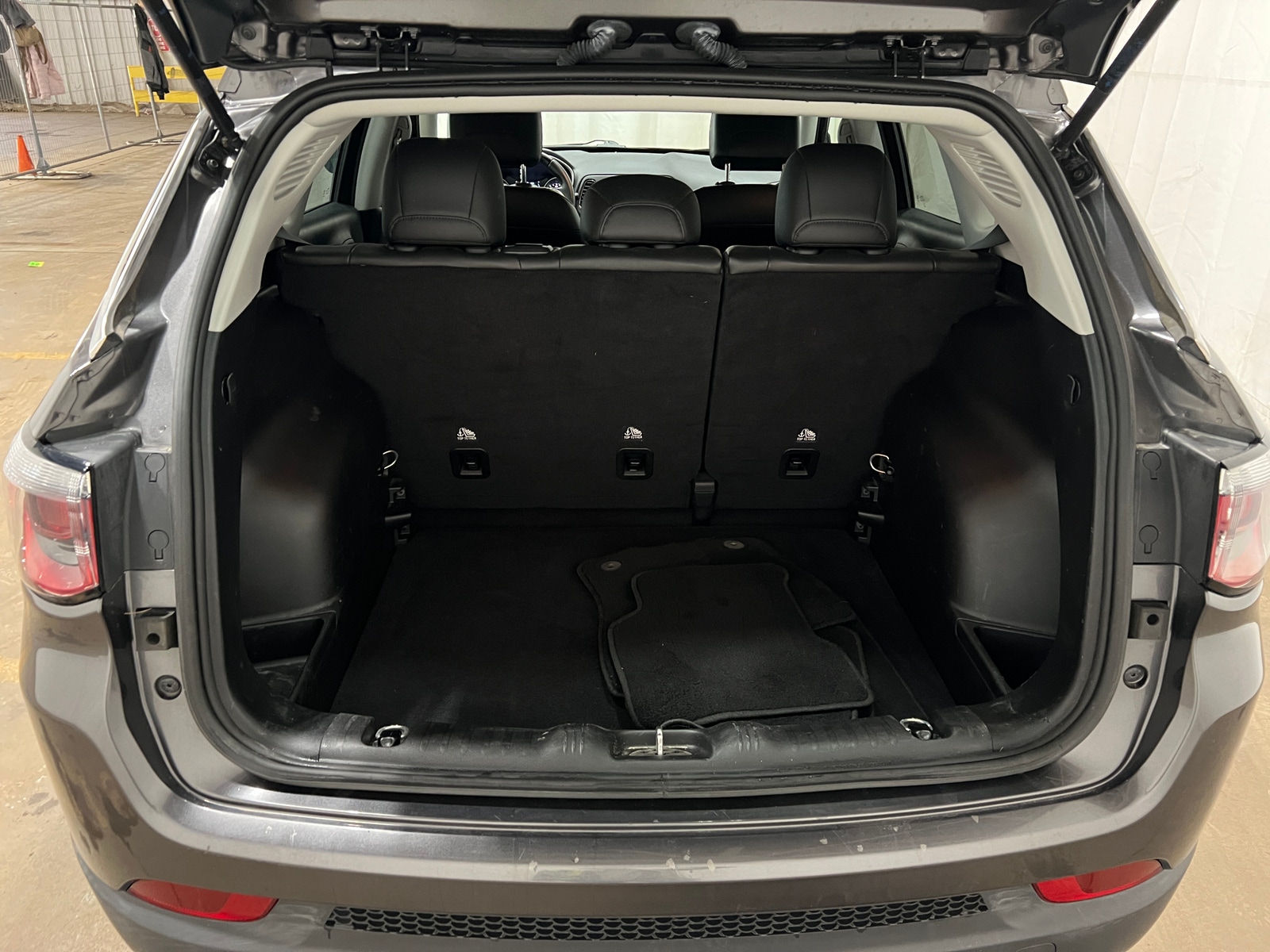 Thumbnail: 2019 Jeep Compass - 7