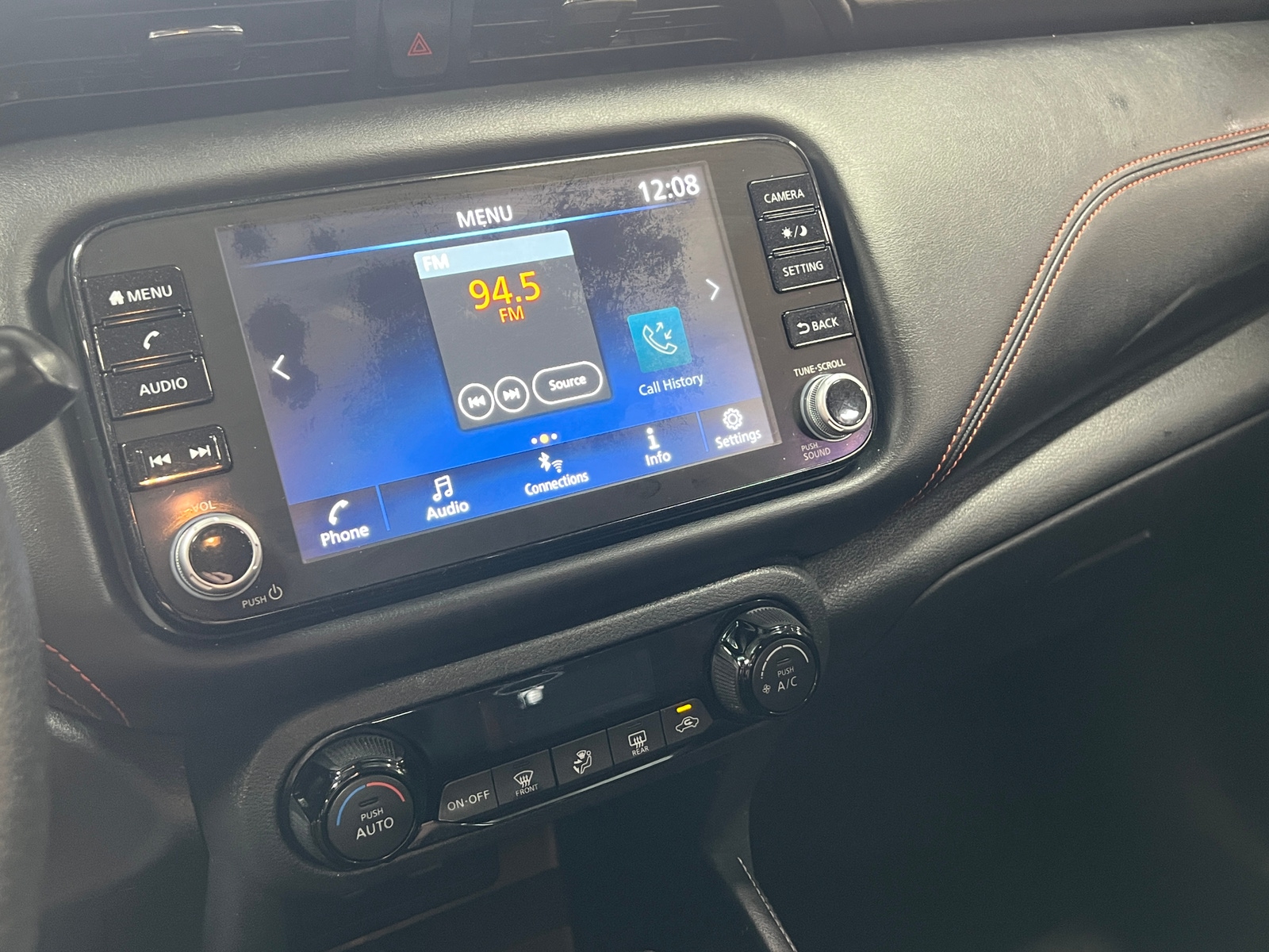 Thumbnail: 2021 Nissan Kicks - 4