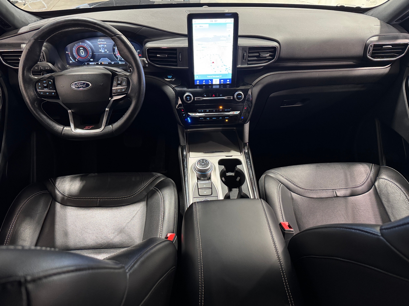 Thumbnail: 2022 Ford Explorer - 2