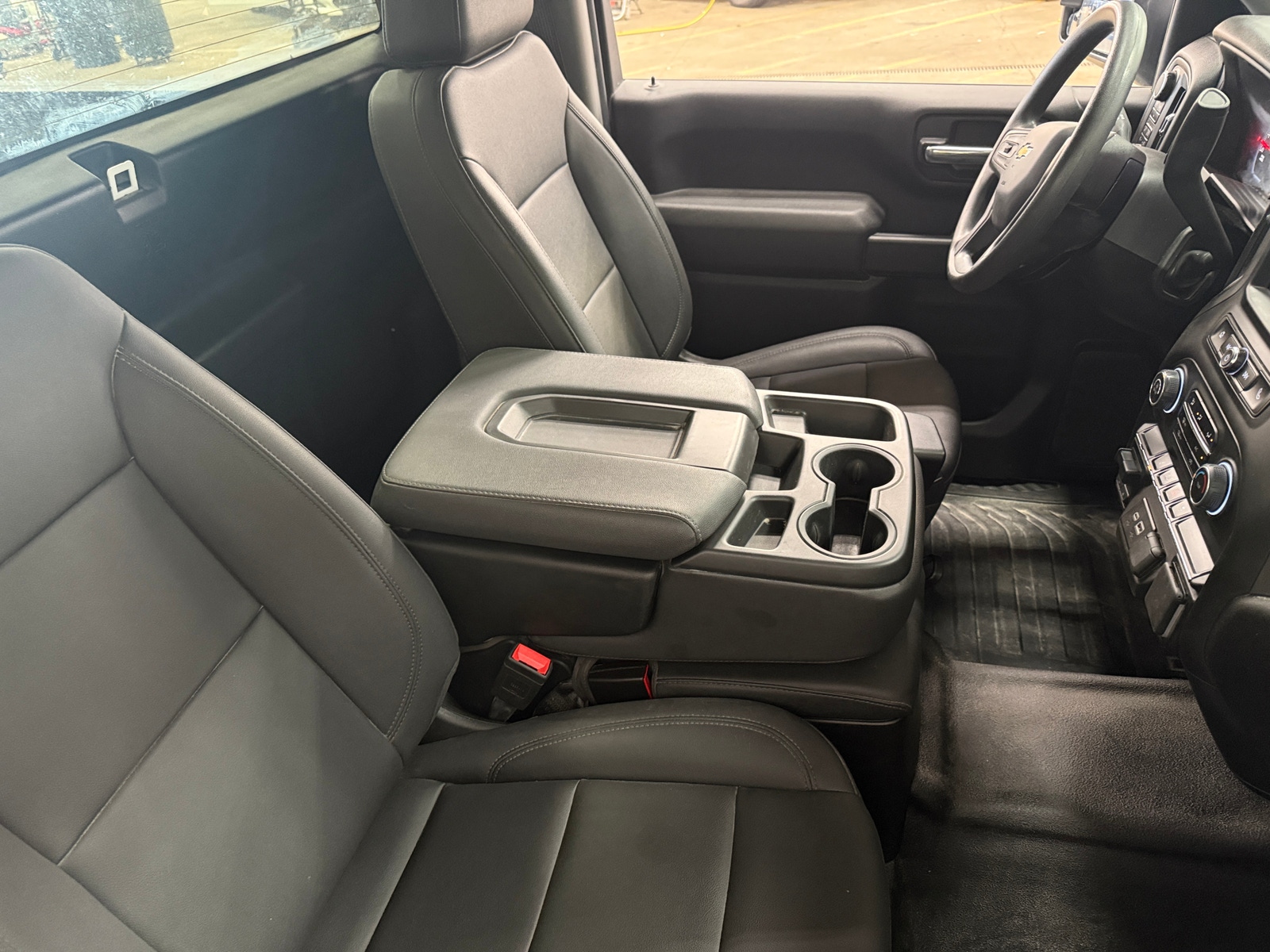 Thumbnail: 2025 Chevrolet Silverado 2500 - 2