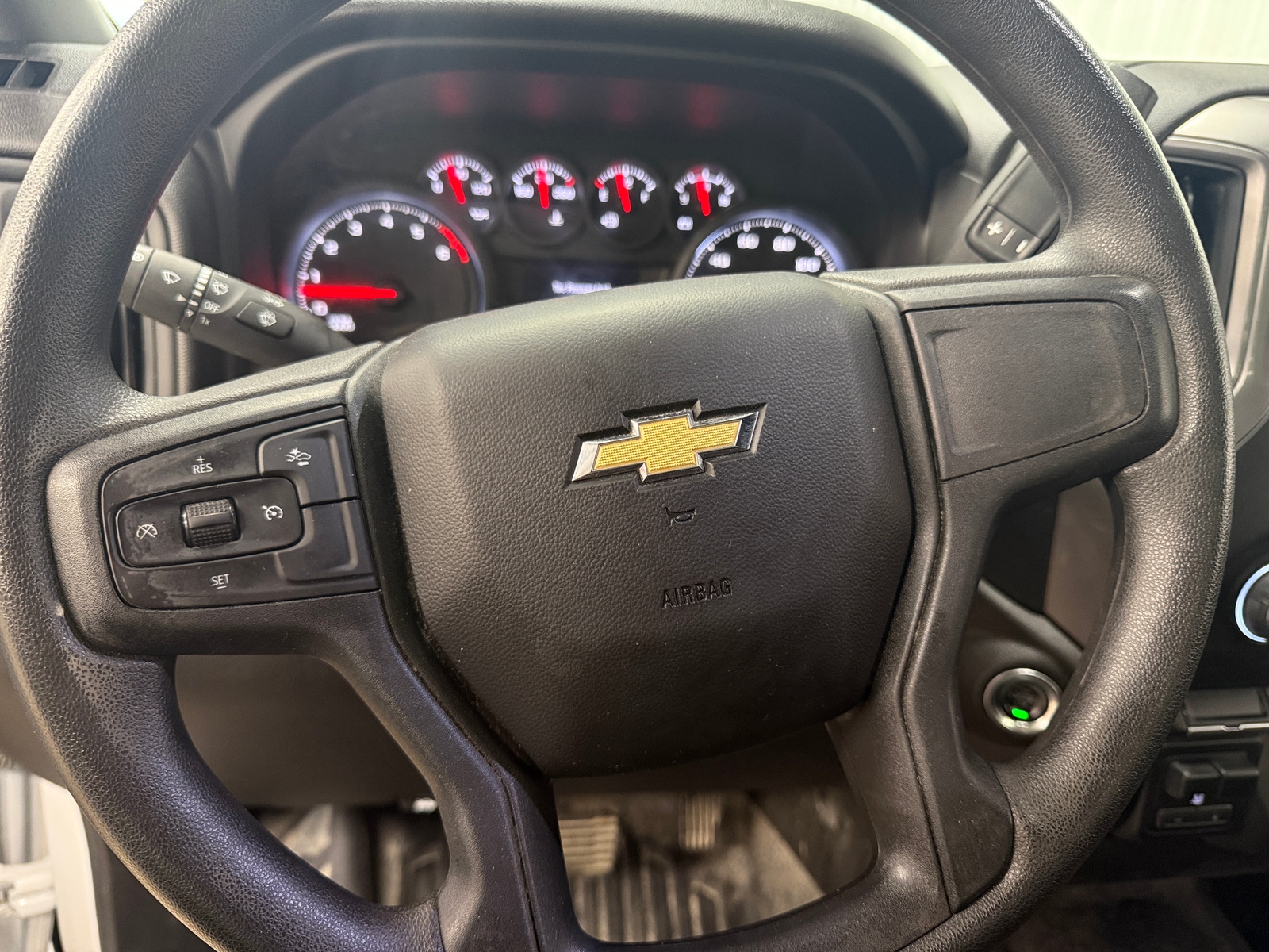 Thumbnail: 2025 Chevrolet Silverado 2500 - 5