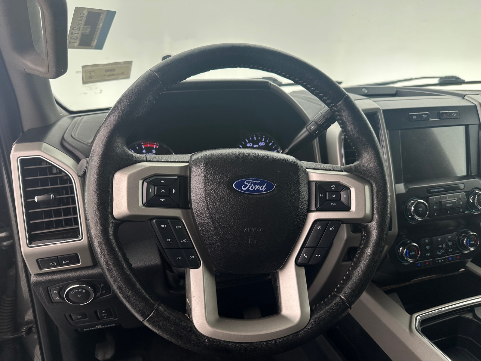 Thumbnail: 2019 Ford Econoline - 4