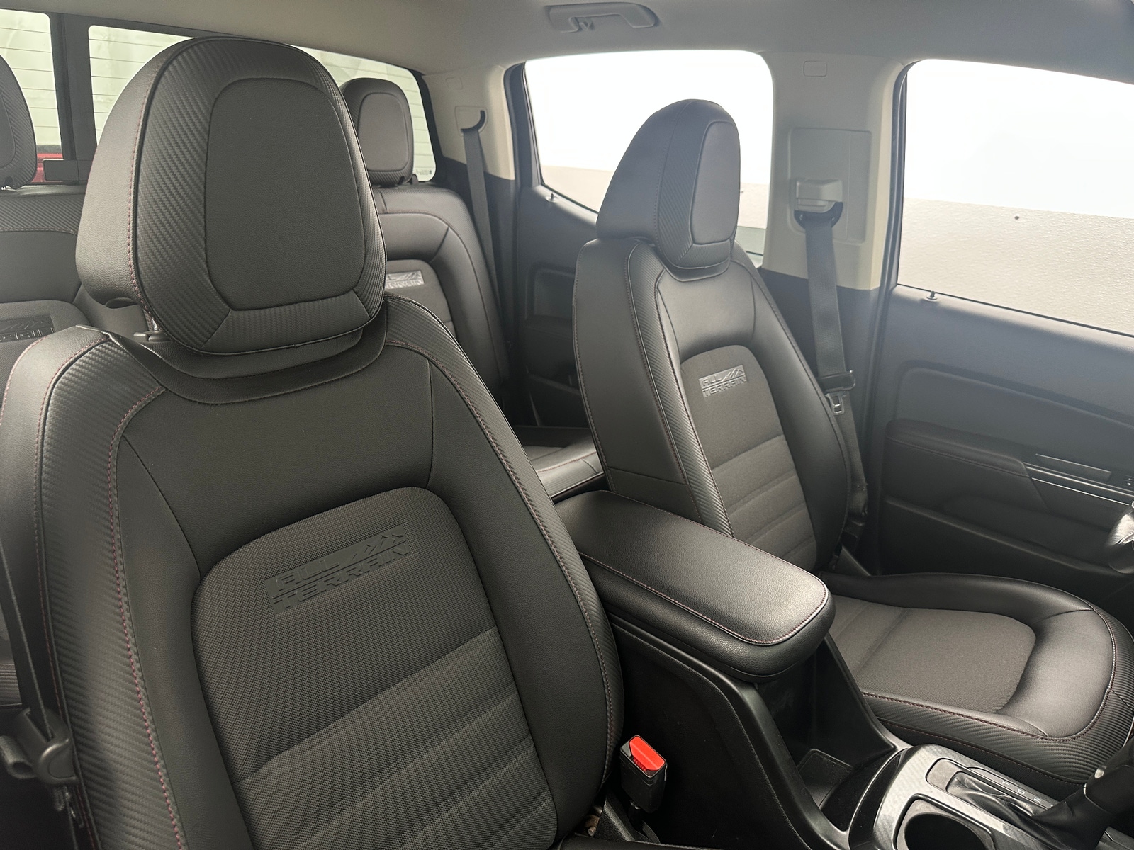 Thumbnail: 2018 GMC Canyon - 2