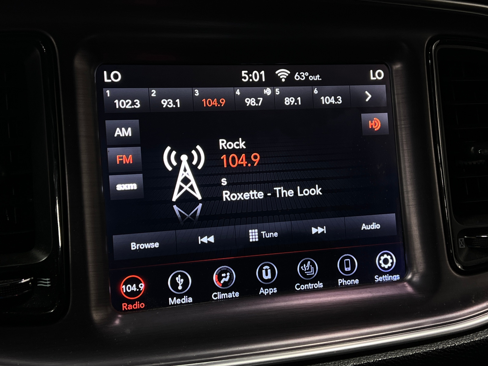 Thumbnail: 2018 Dodge Challenger - 2