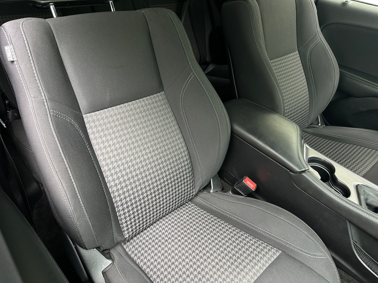 Thumbnail: 2015 Dodge Challenger - 2