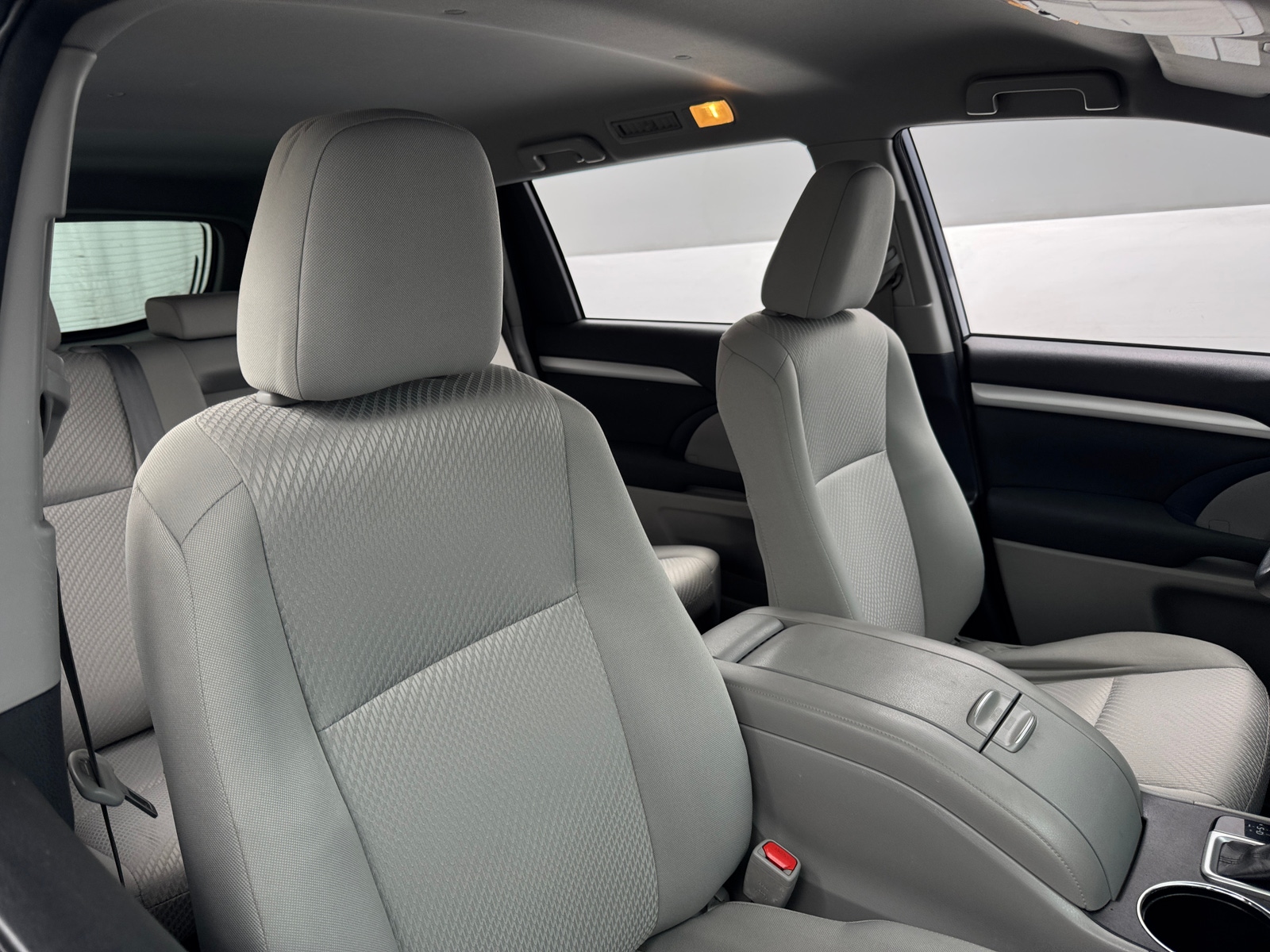 Thumbnail: 2018 Toyota Highlander - 2