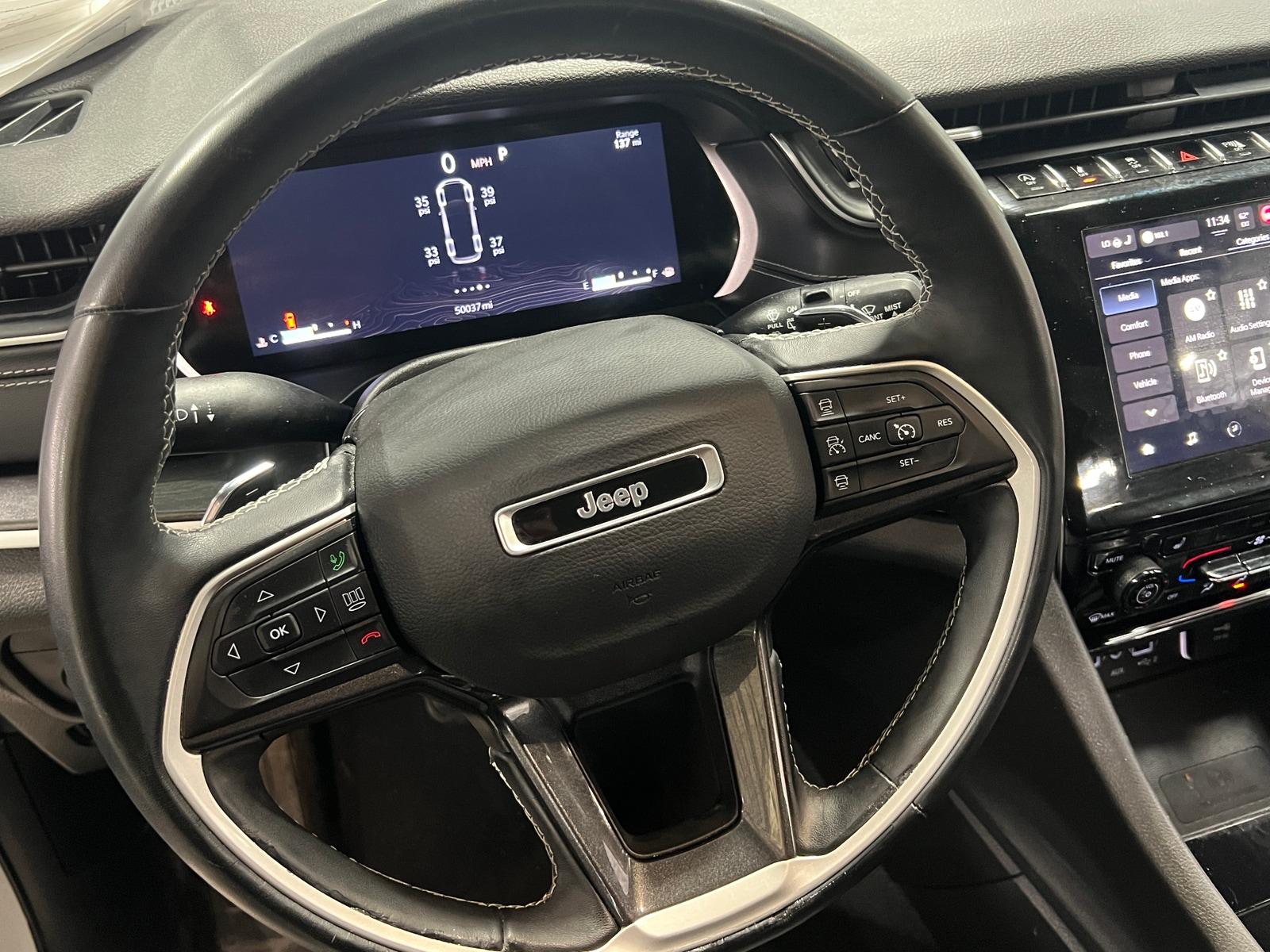 Thumbnail: 2022 Jeep Grand Cherokee L - 5