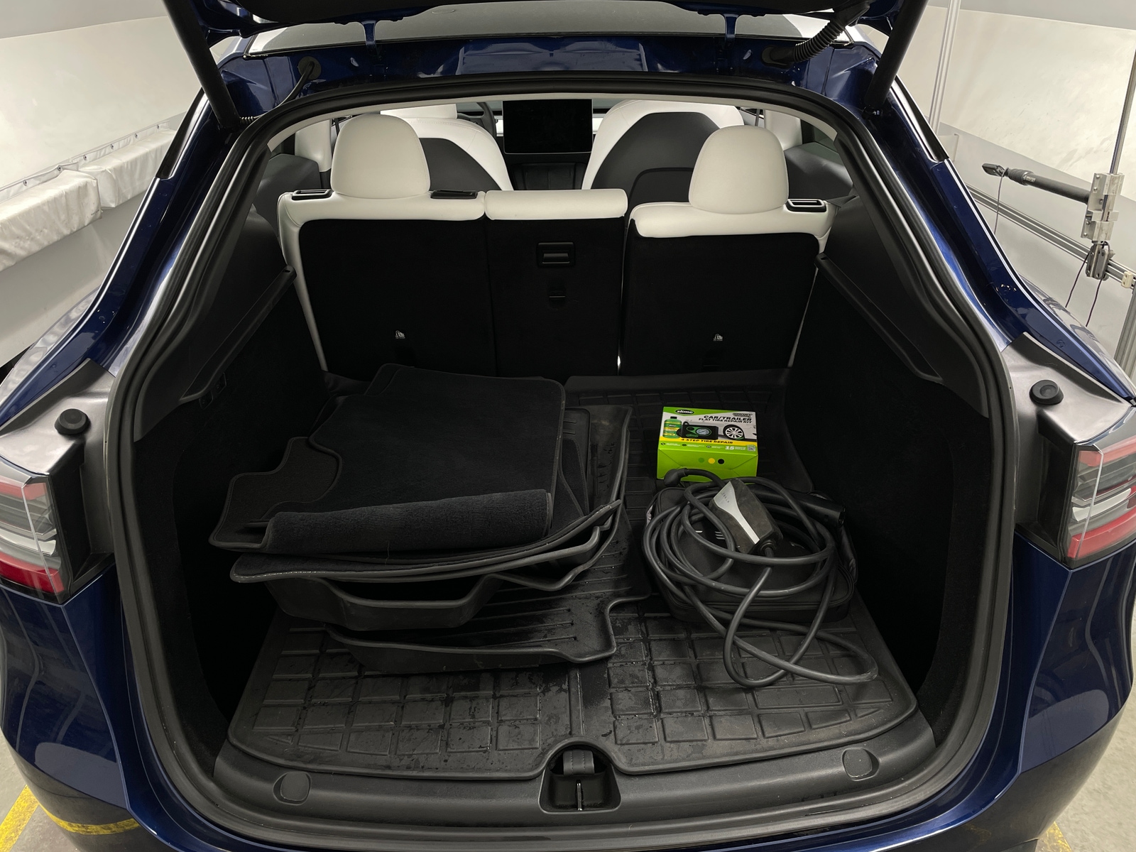 Thumbnail: 2025 Tesla Model Y - 6