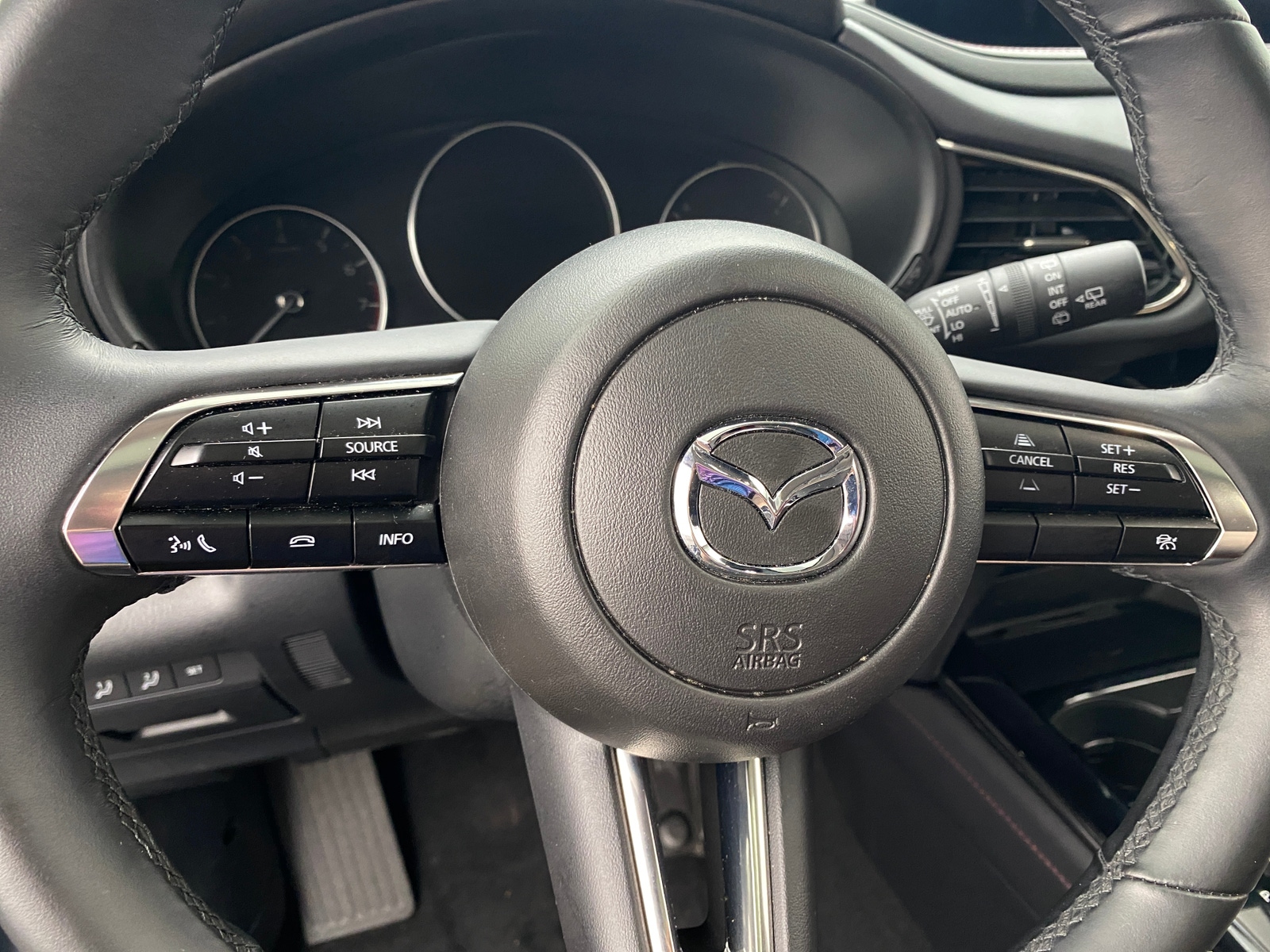 Thumbnail: 2025 Mazda CX-30 - 4