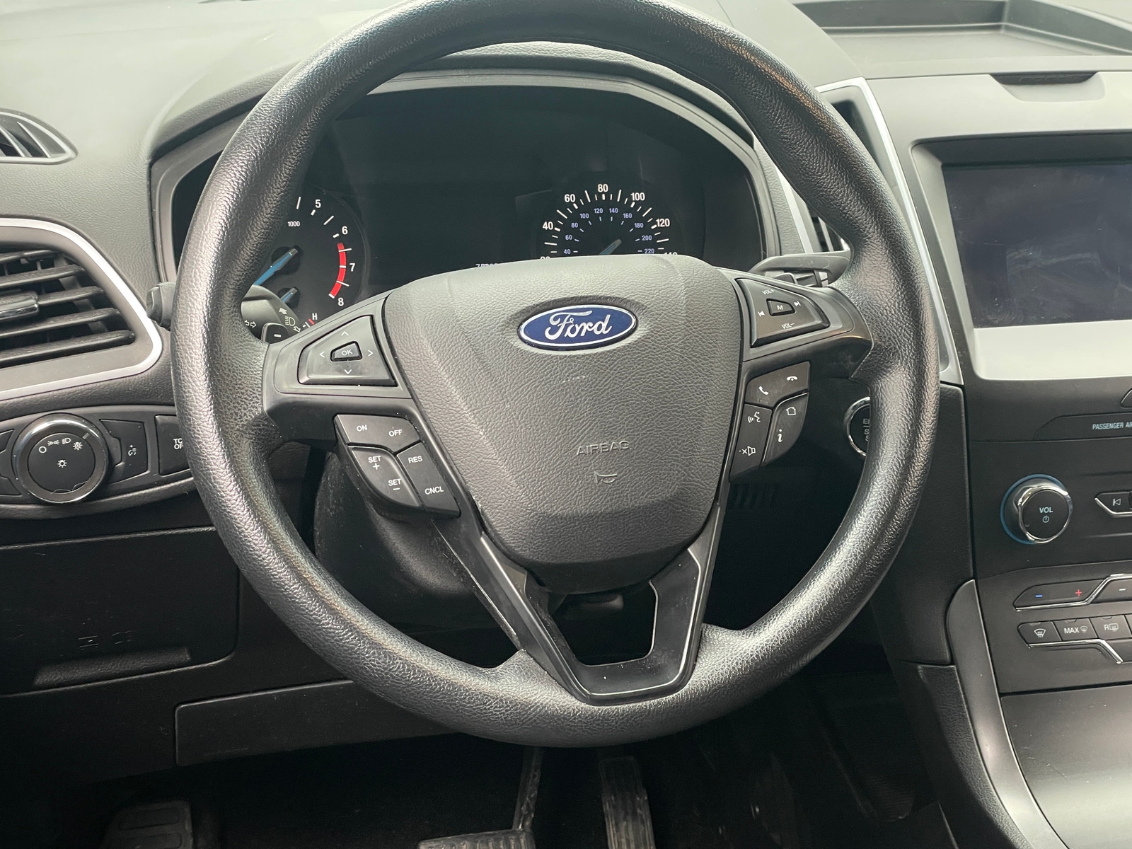 Thumbnail: 2020 Ford Edge - 5