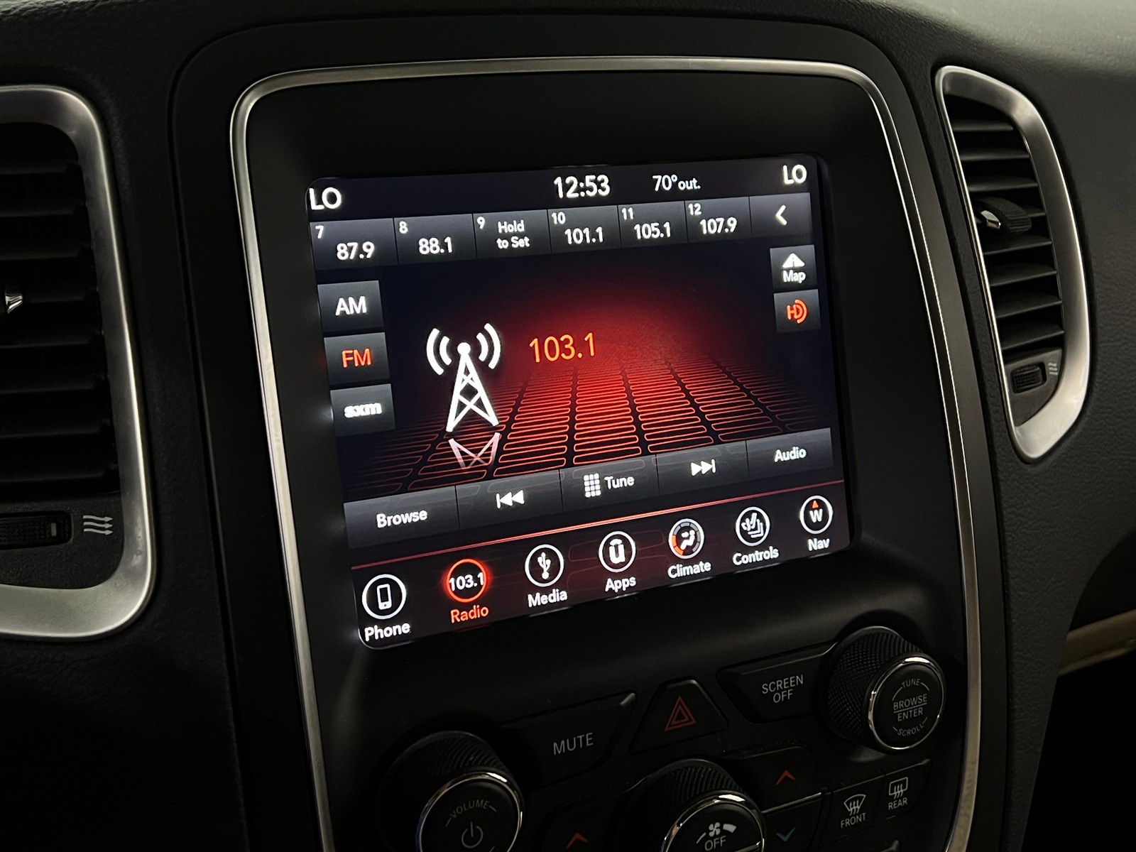 Thumbnail: 2019 Dodge Durango - 3