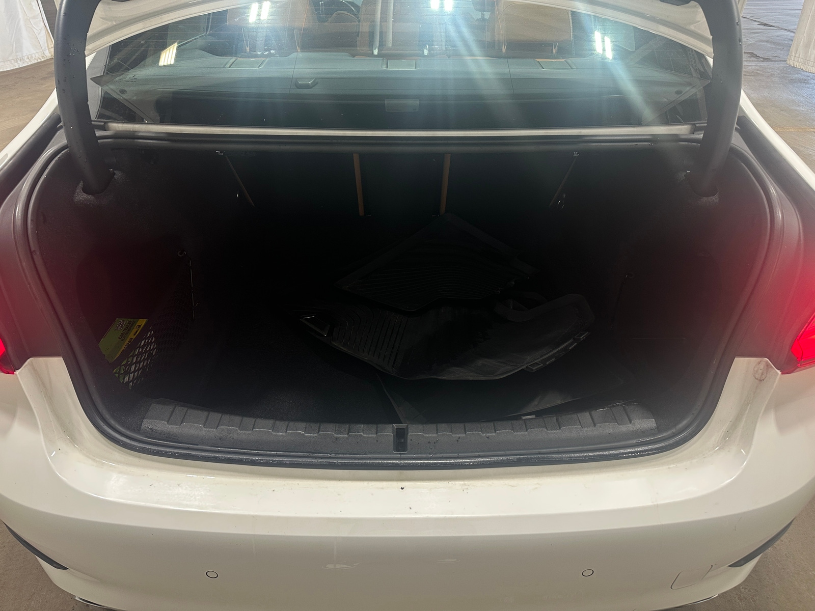 Thumbnail: 2022 BMW 3 Series - 6